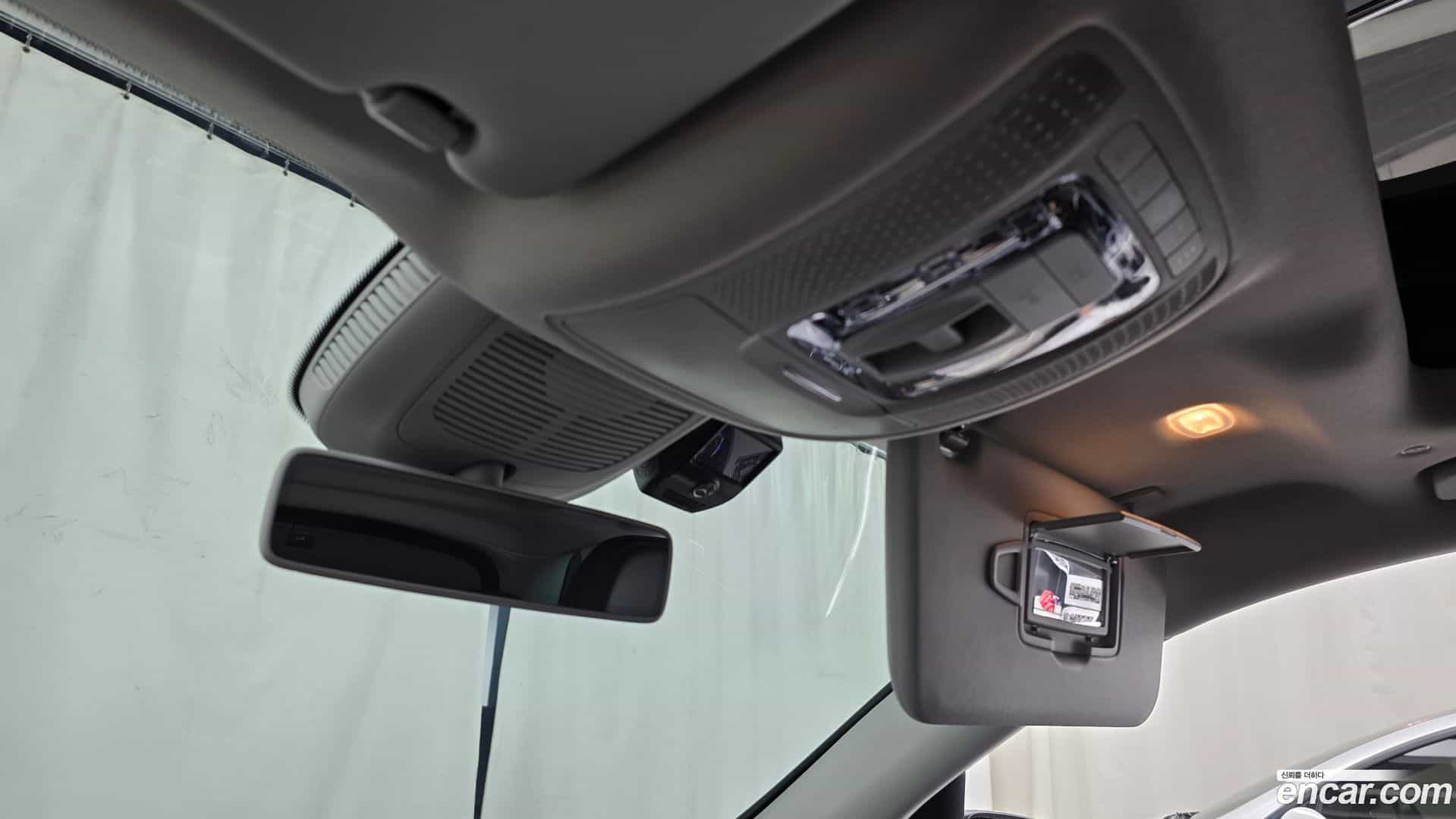 GLE-Class Mercedes-Benz 2020.7-OPTION-040