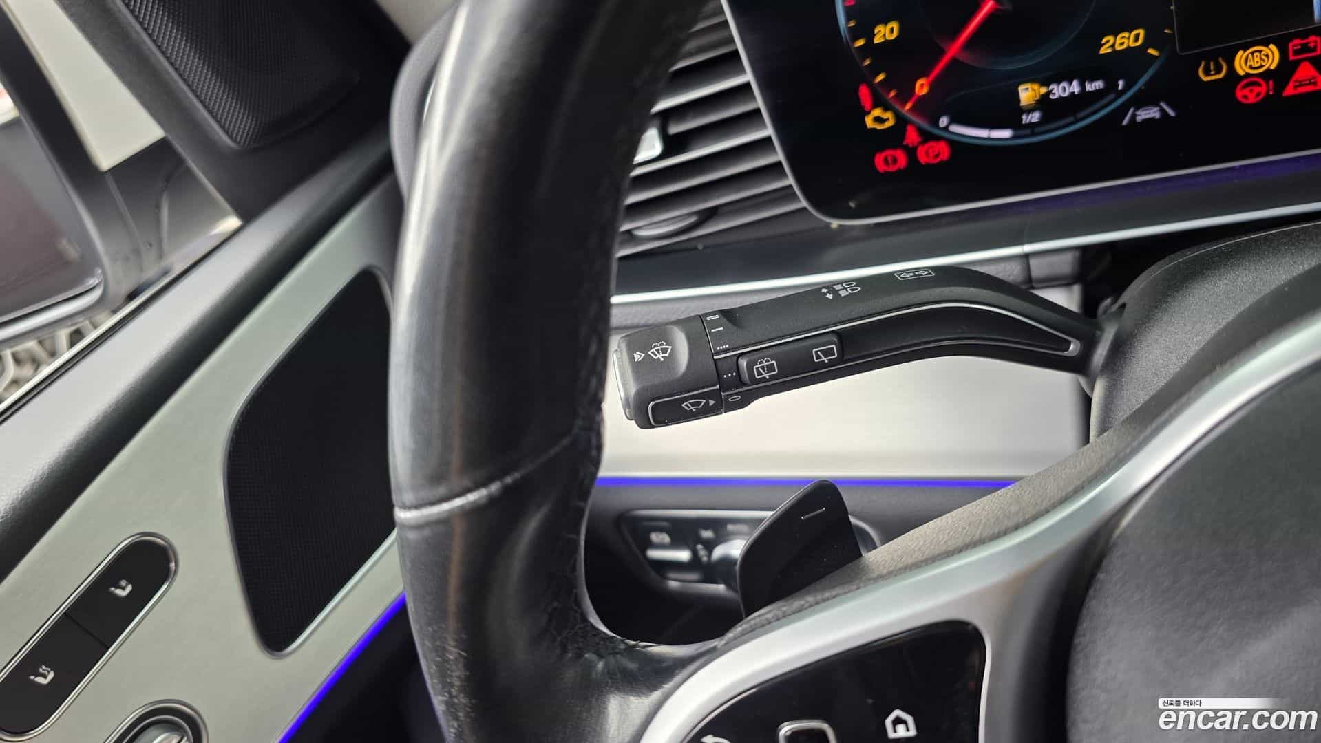 GLE-Class Mercedes-Benz 2020.7-OPTION-043