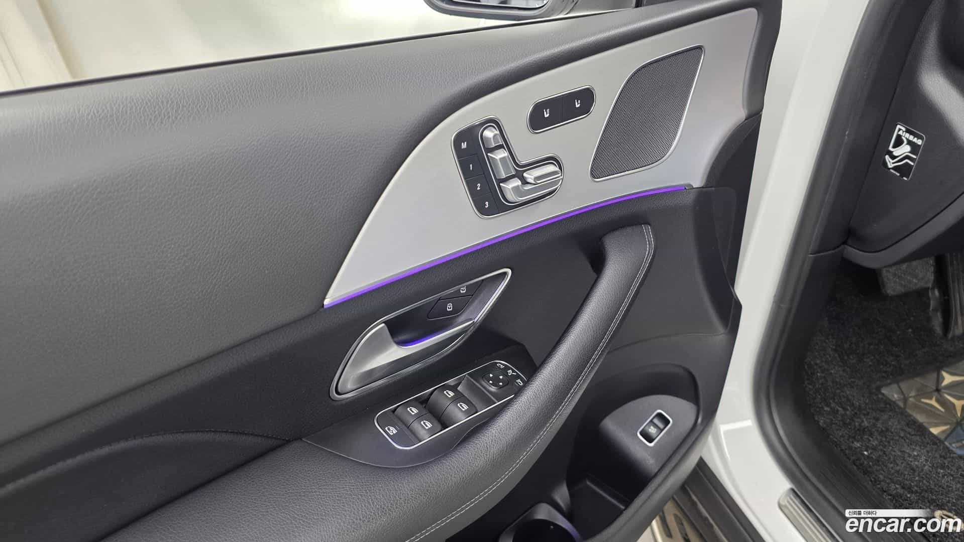 GLE-Class Mercedes-Benz 2020.7-OPTION-047