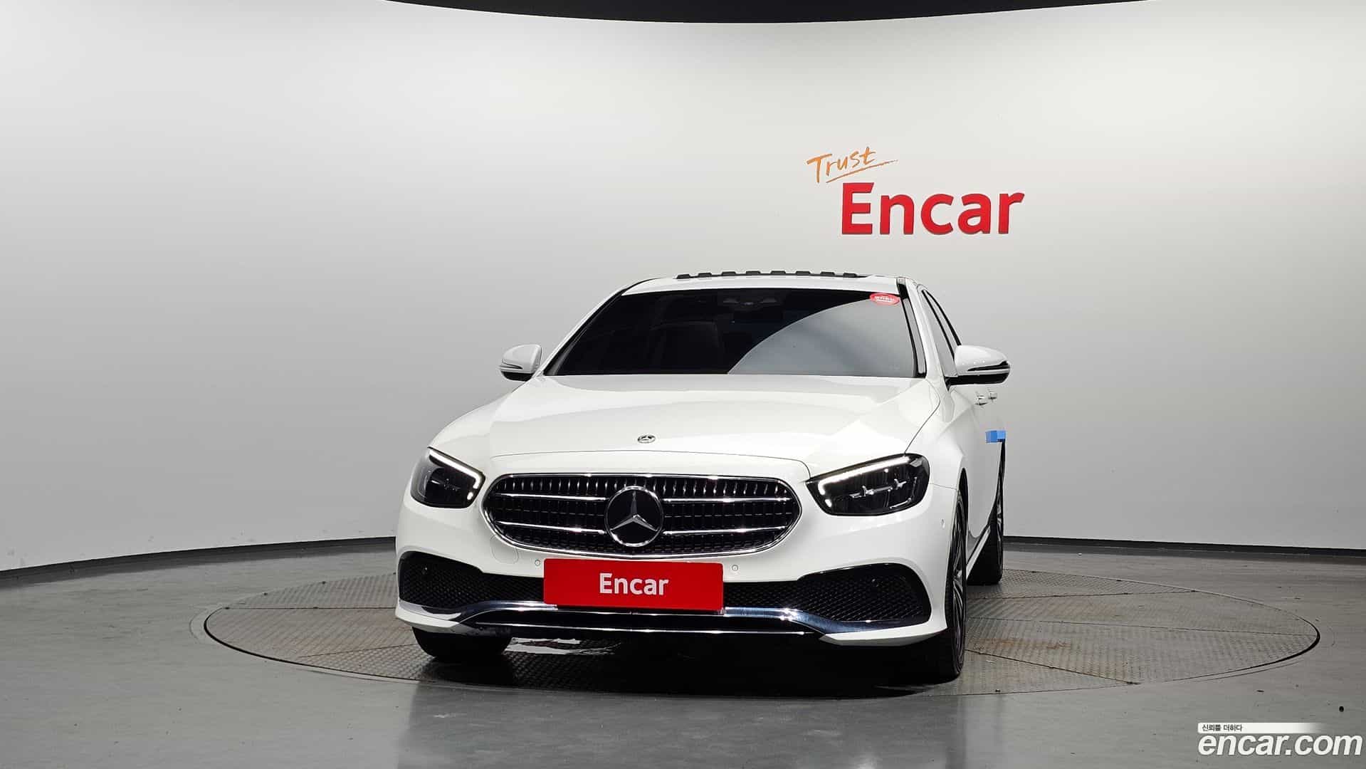 E-Class Mercedes-Benz 2020.11-OUTER-003