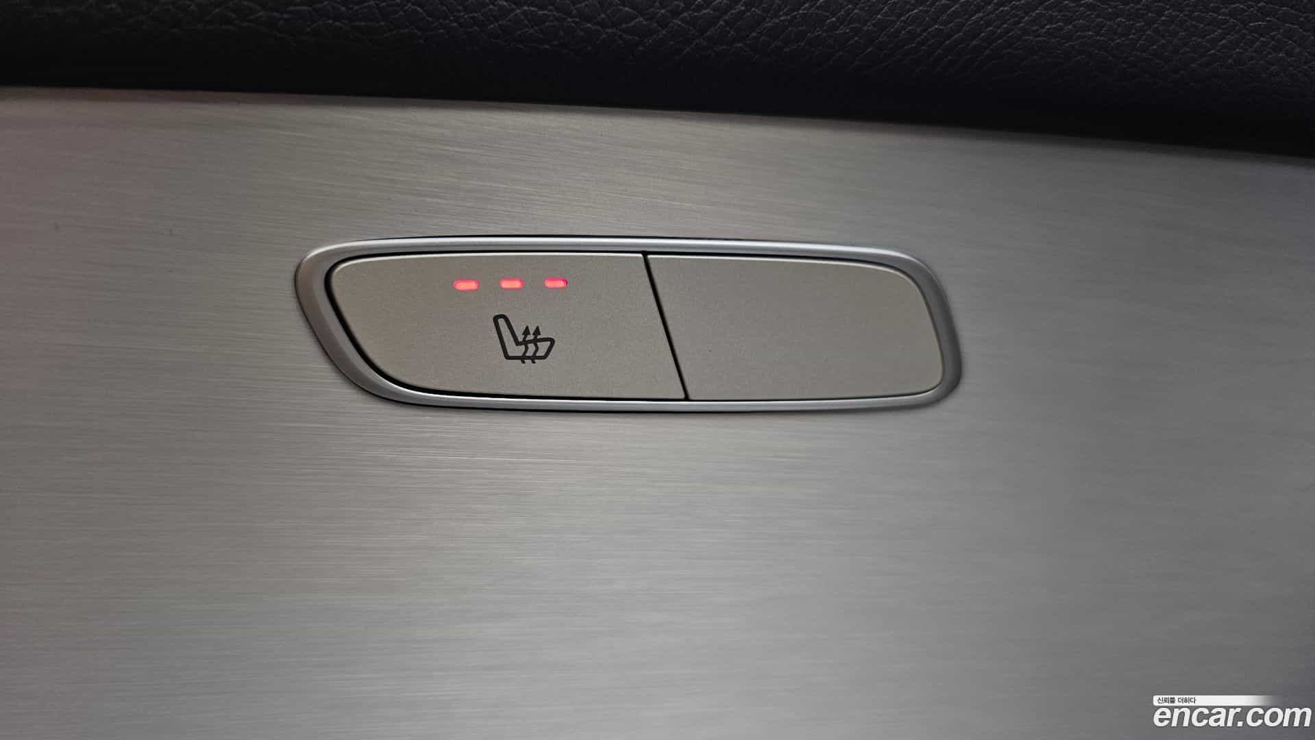 E-Class Mercedes-Benz 2020.11-OPTION-023