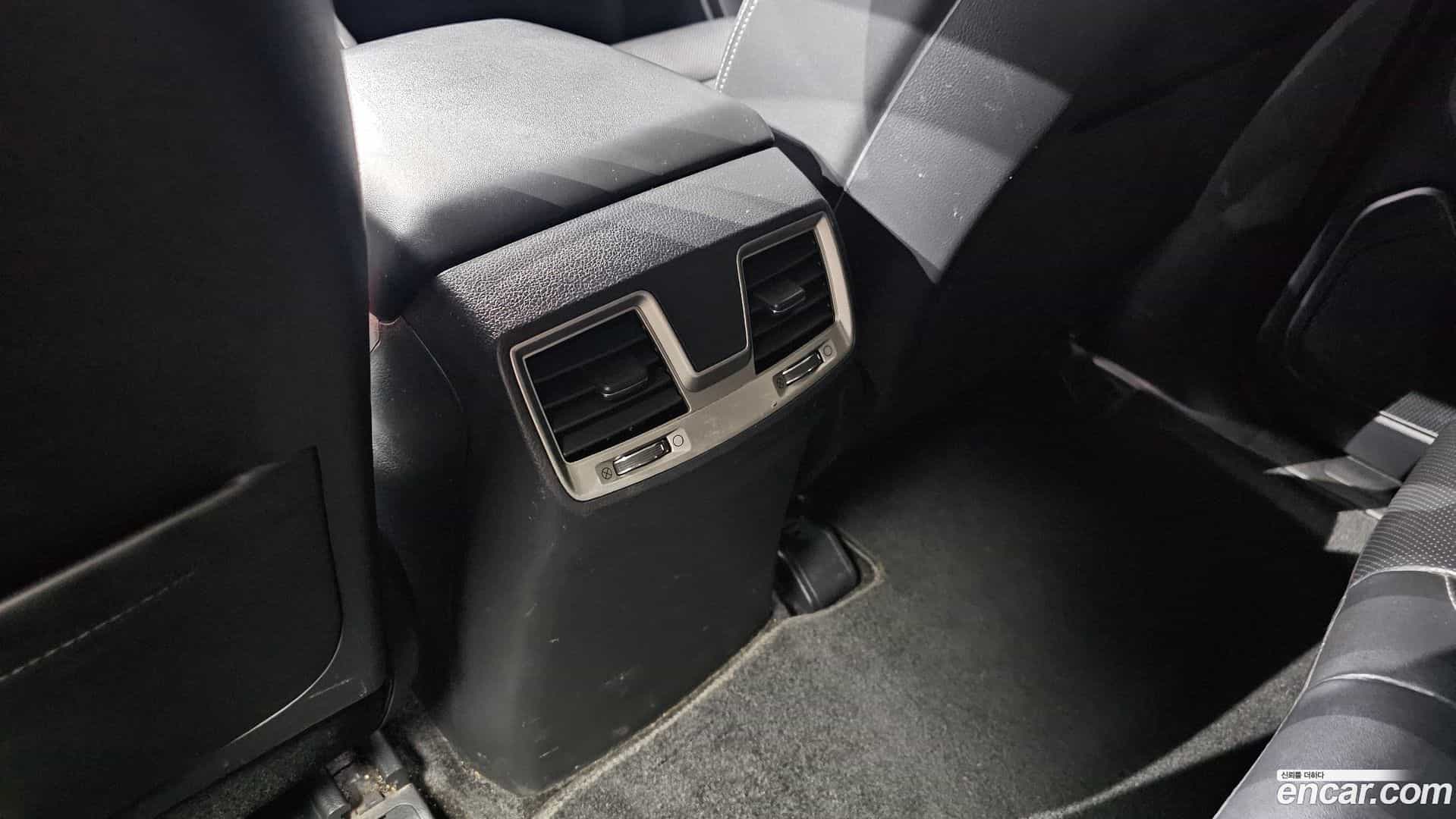 Rexton KG Mobility 2018.7-OPTION-041