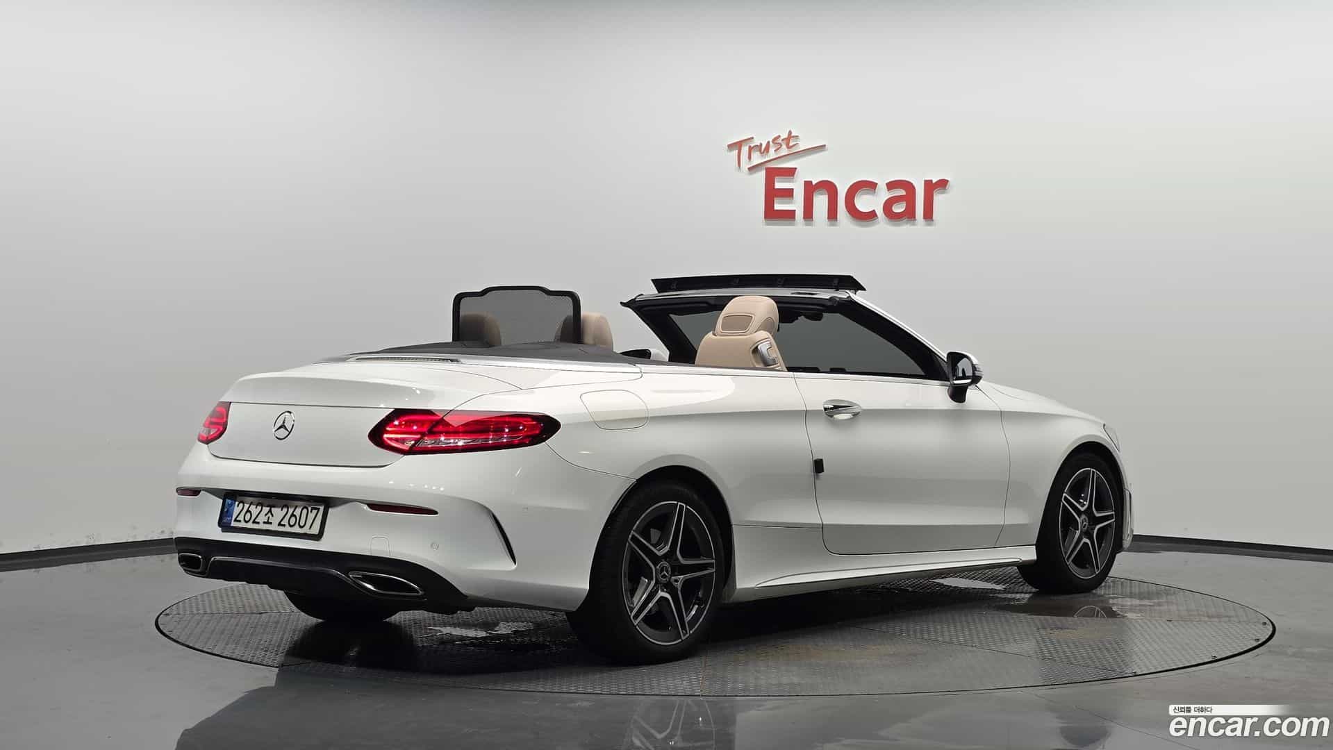 C-Class Mercedes-Benz 2021.9-OUTER-002