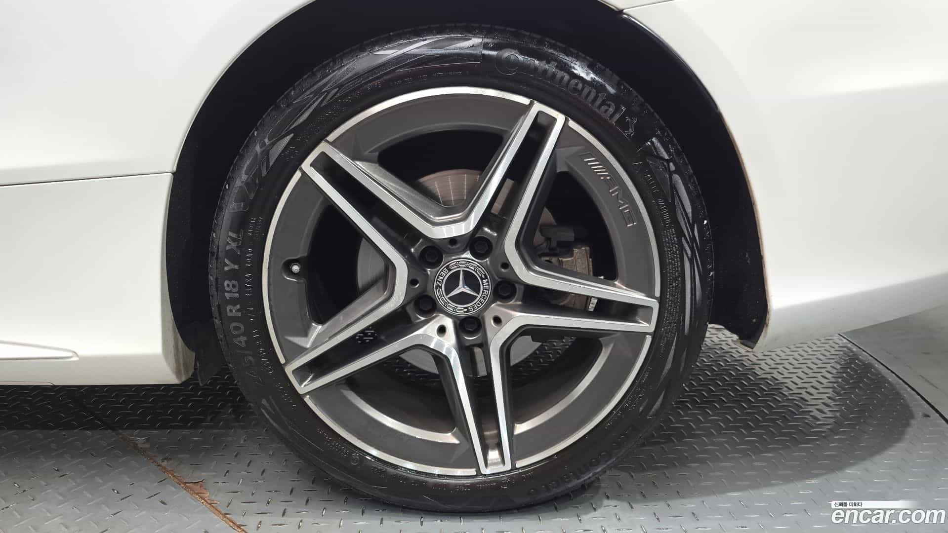 C-Class Mercedes-Benz 2021.9-OUTER-031
