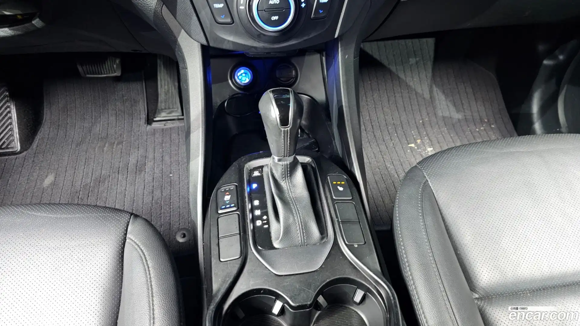 Santafe Hyundai 2014.0-INNER-009