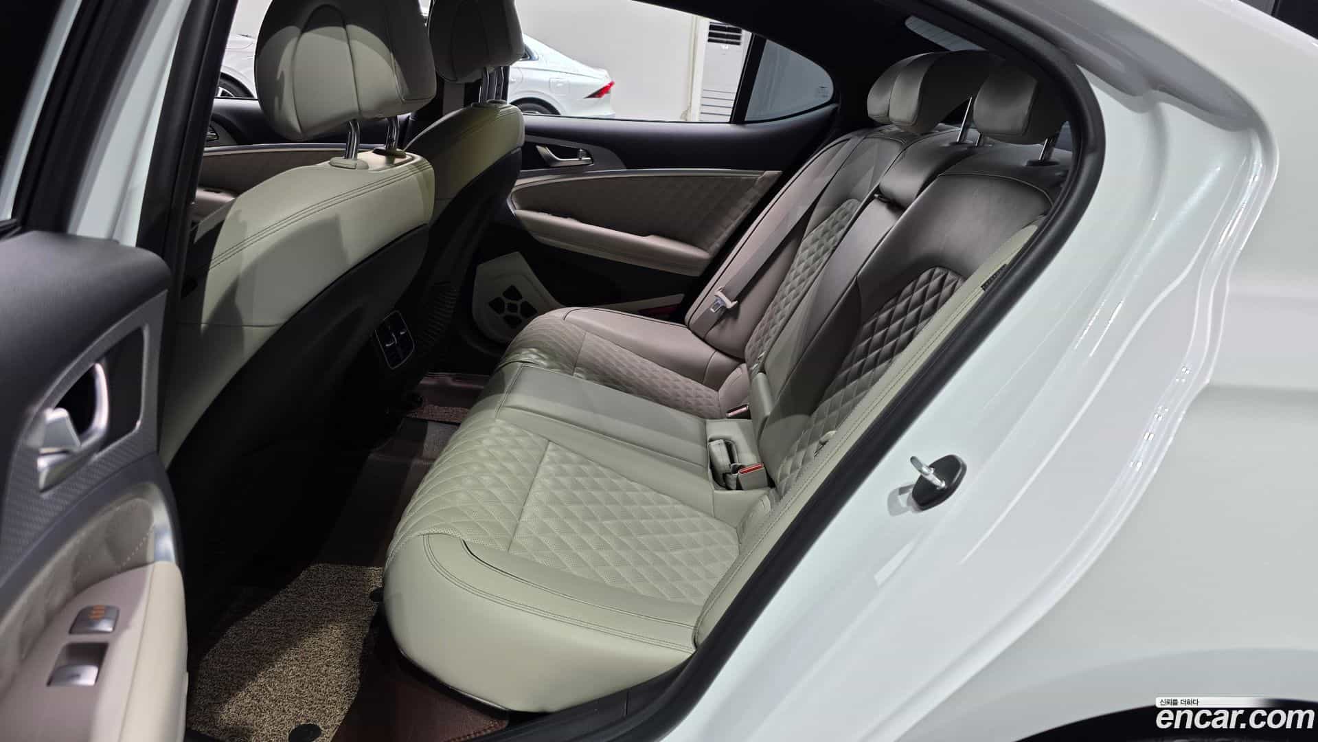 G70 Genesis 2021.11-OPTION-015