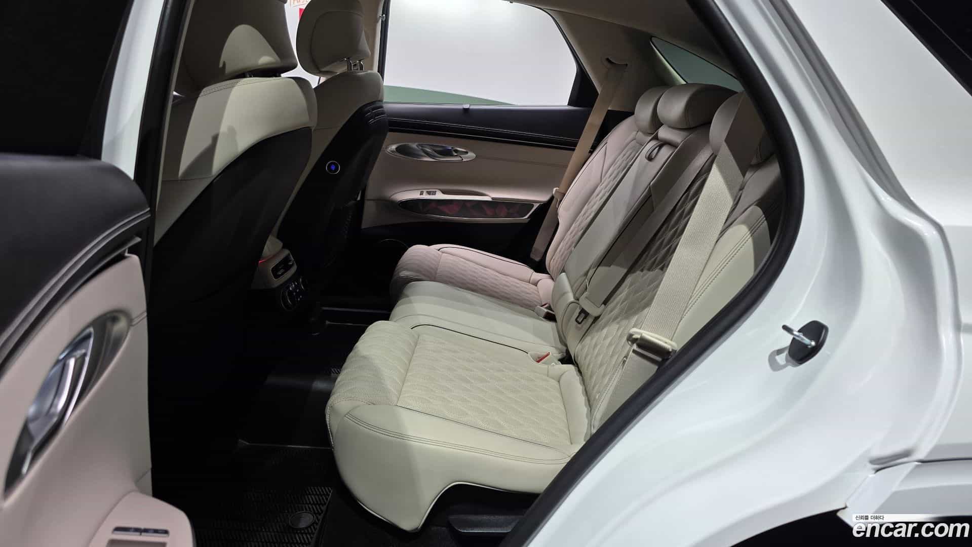 GV70 Genesis 2023.6-OPTION-015