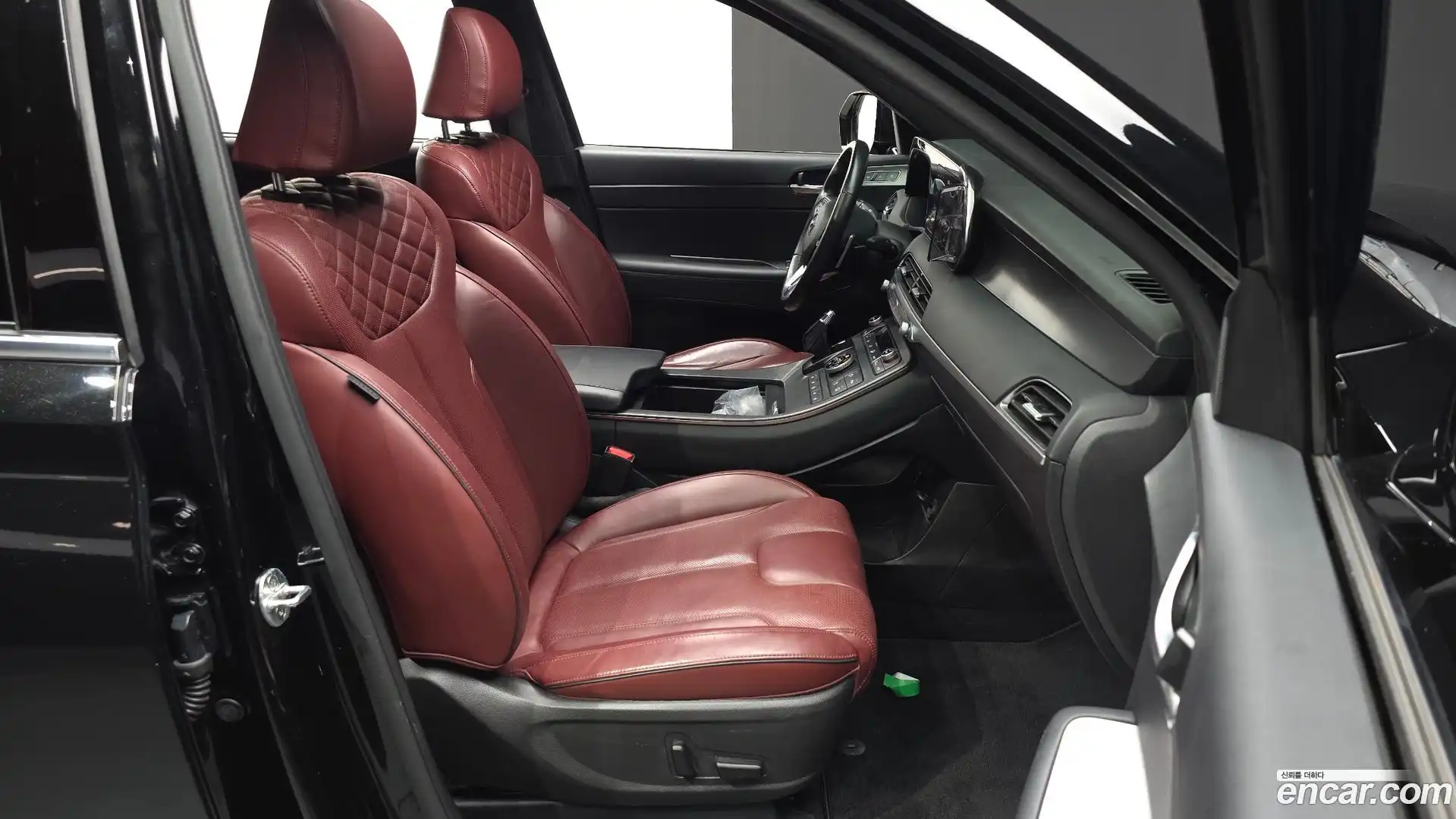 Palisade Hyundai 2021.1-INNER-036