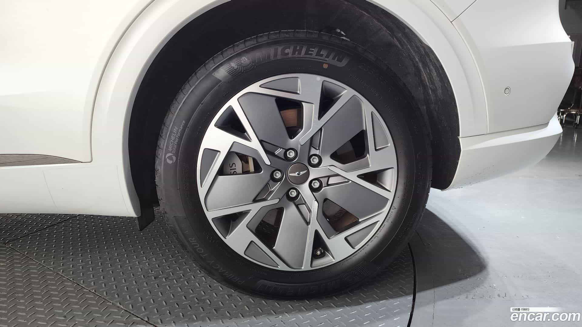 GV70 Genesis 2022.6-OUTER-031