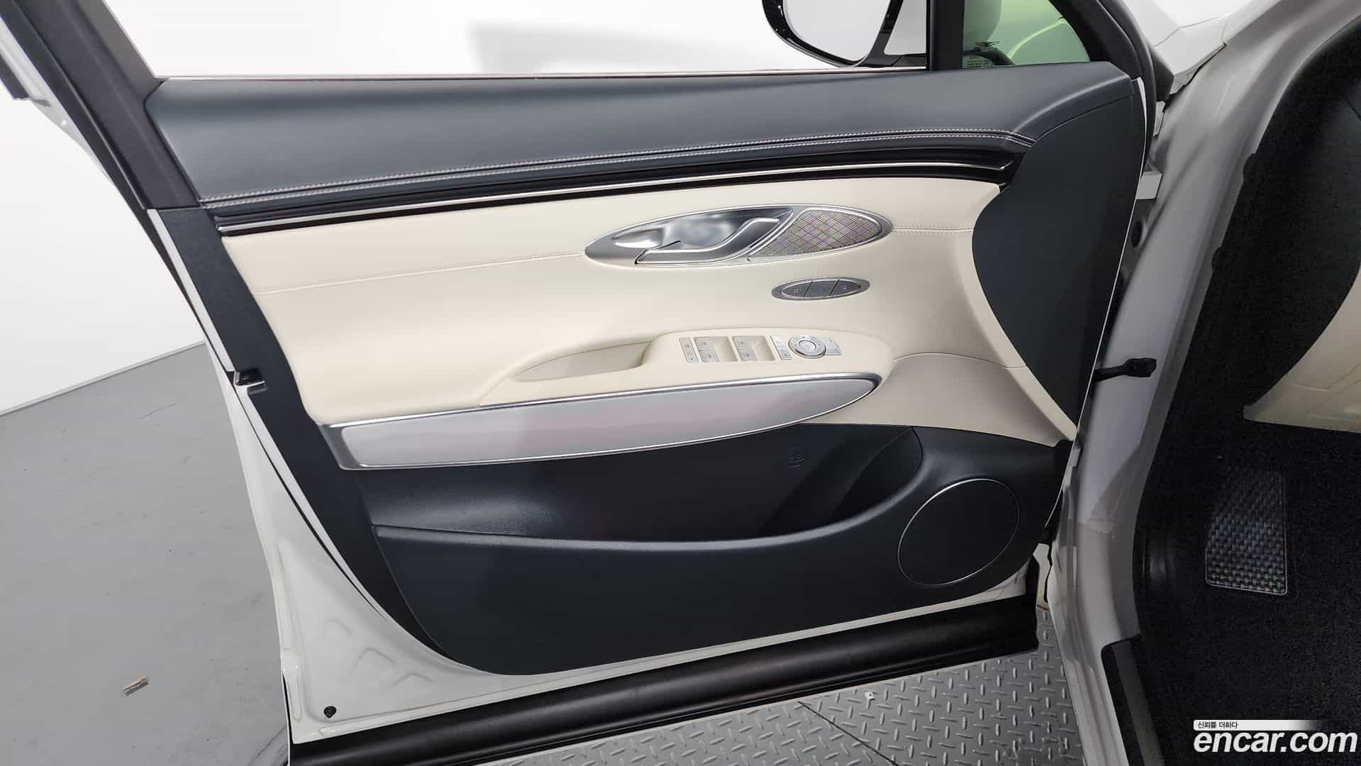 GV70 Genesis 2022.6-INNER-034