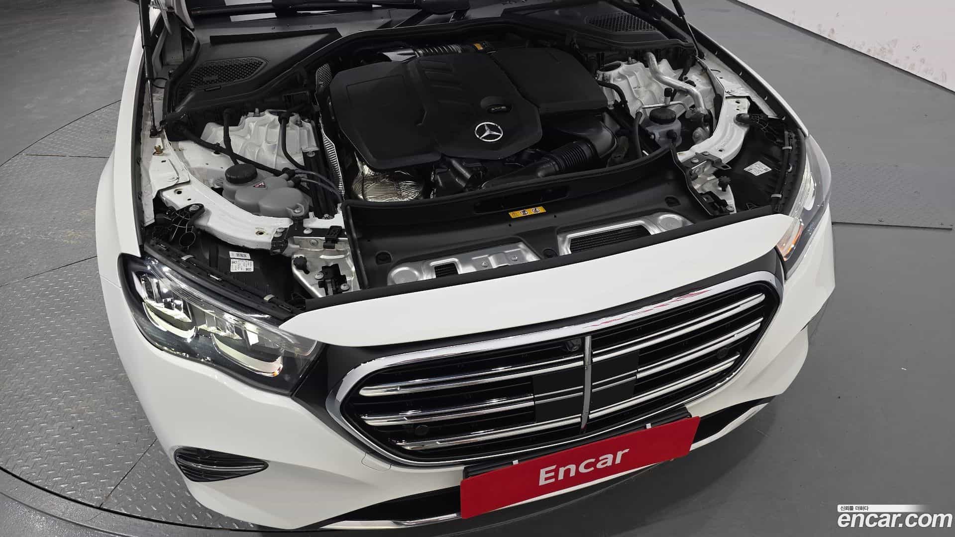 E-Class Mercedes-Benz 2024.8-OUTER-006