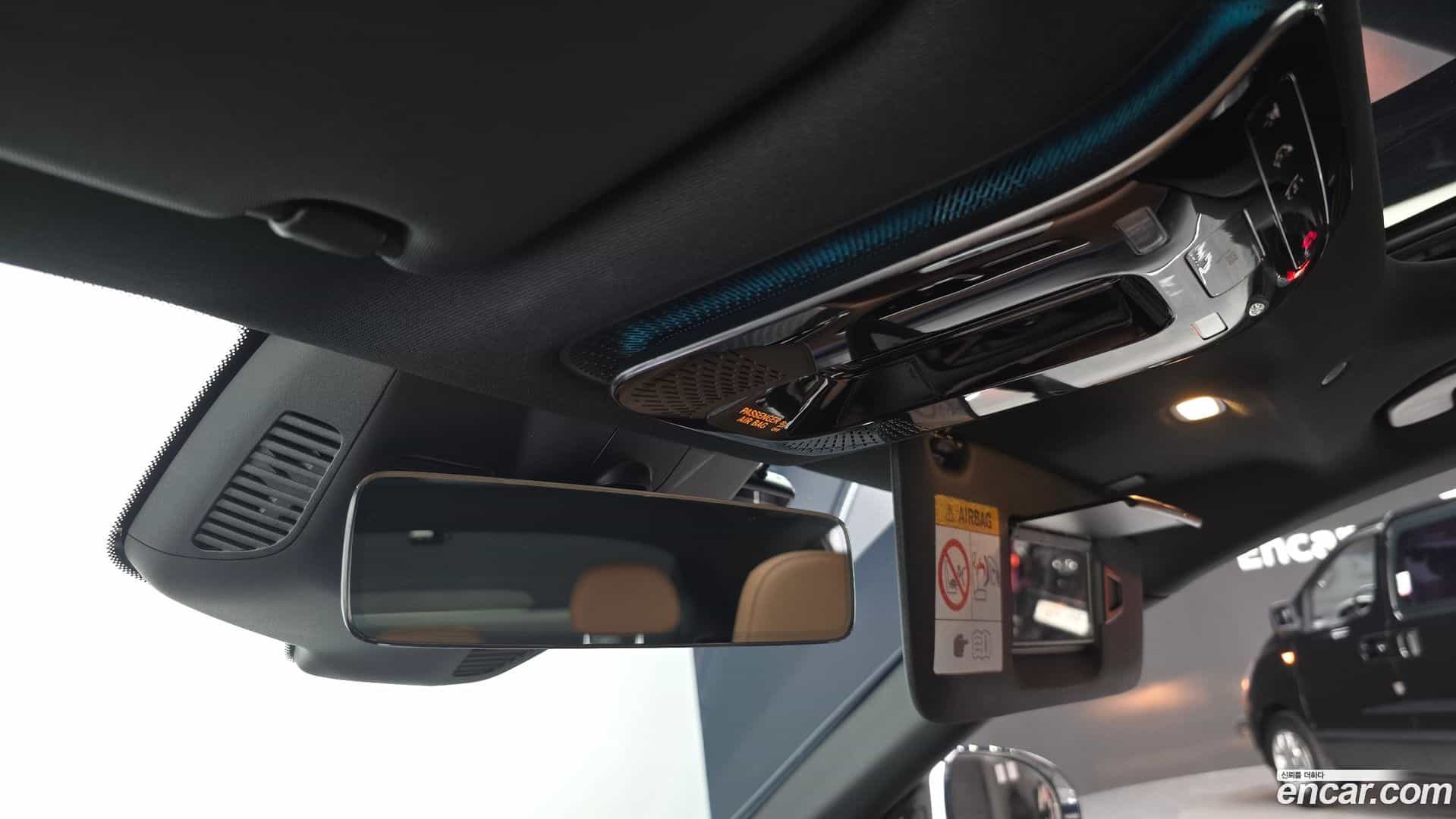 E-Class Mercedes-Benz 2024.8-OPTION-022