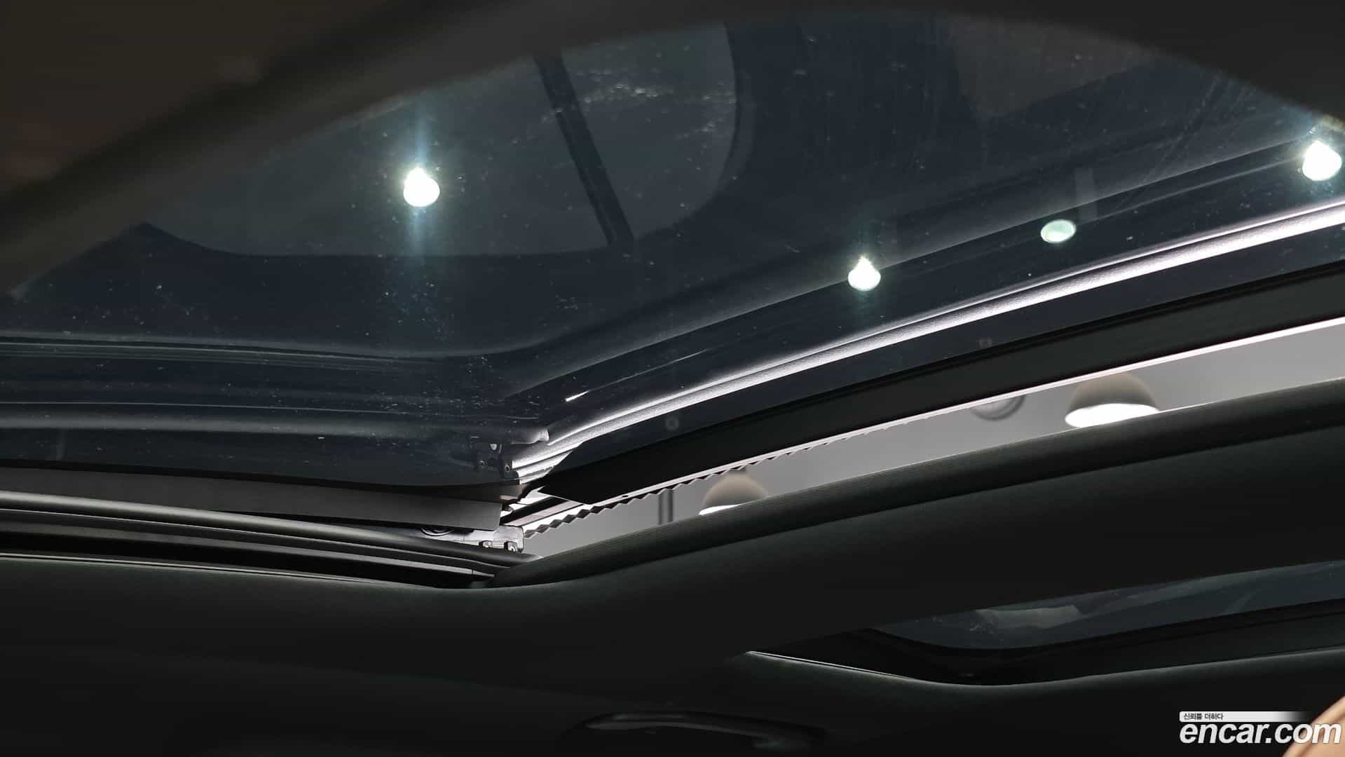 E-Class Mercedes-Benz 2024.8-OPTION-046