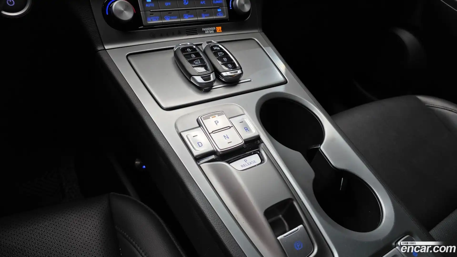 Kona Hyundai 2018.10-INNER-009