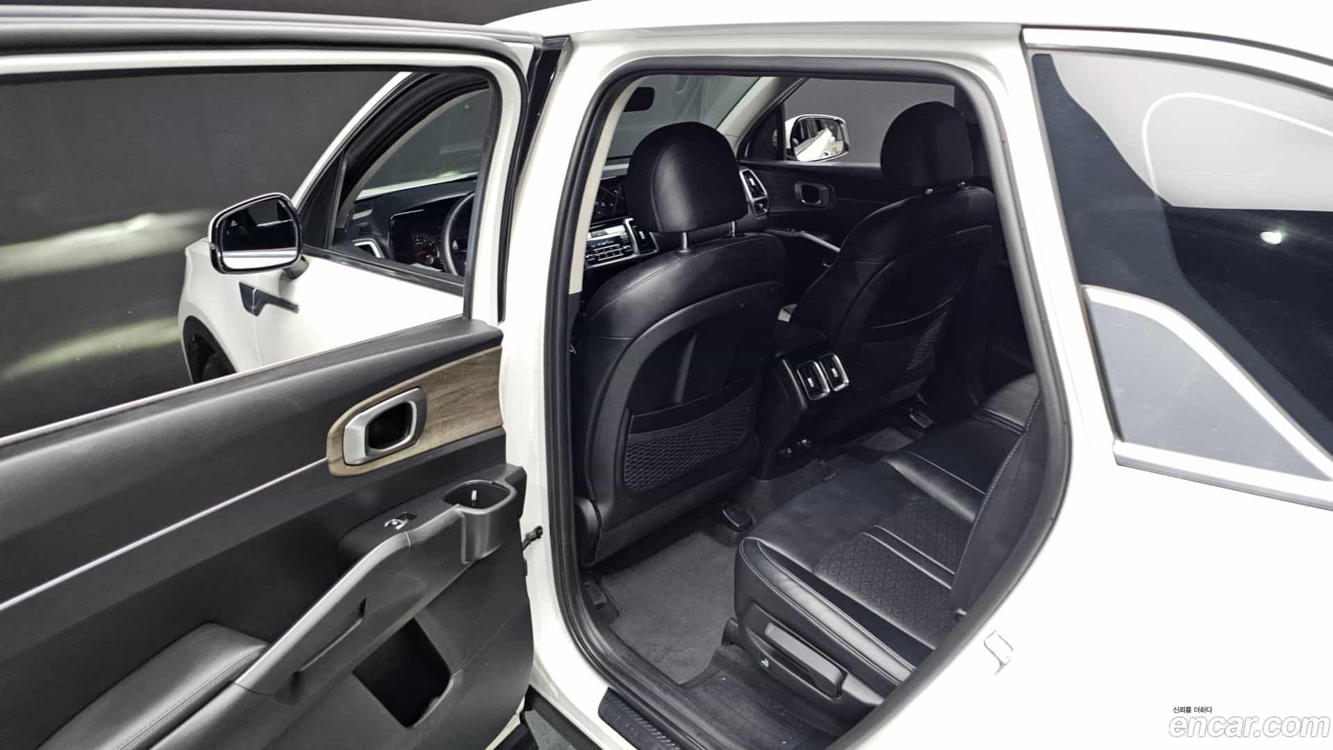Sorento Kia 2022.7-OPTION-015