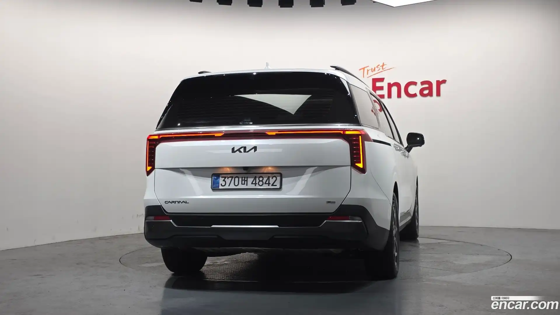 Canival Kia 2025.10-OUTER-004