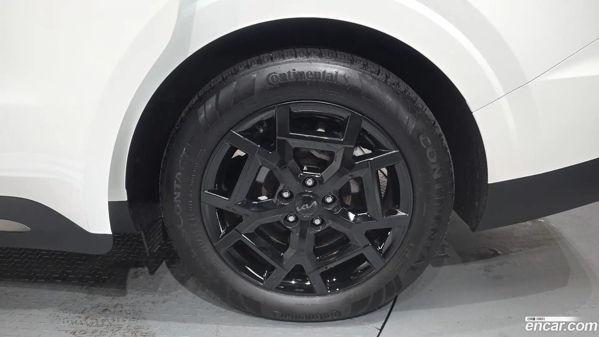 Canival Kia 2025.10-OUTER-031