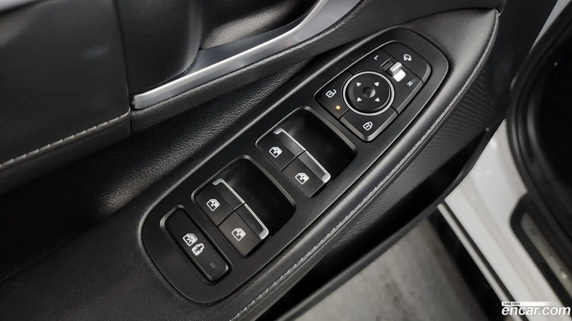 Sonata Hyundai 2023.6-OPTION-040