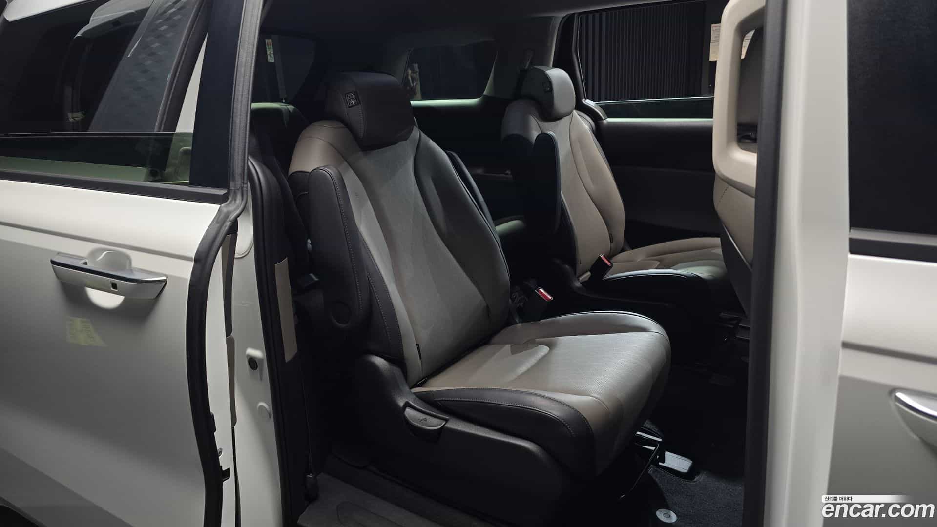 Canival Kia 2025.3-OPTION-015