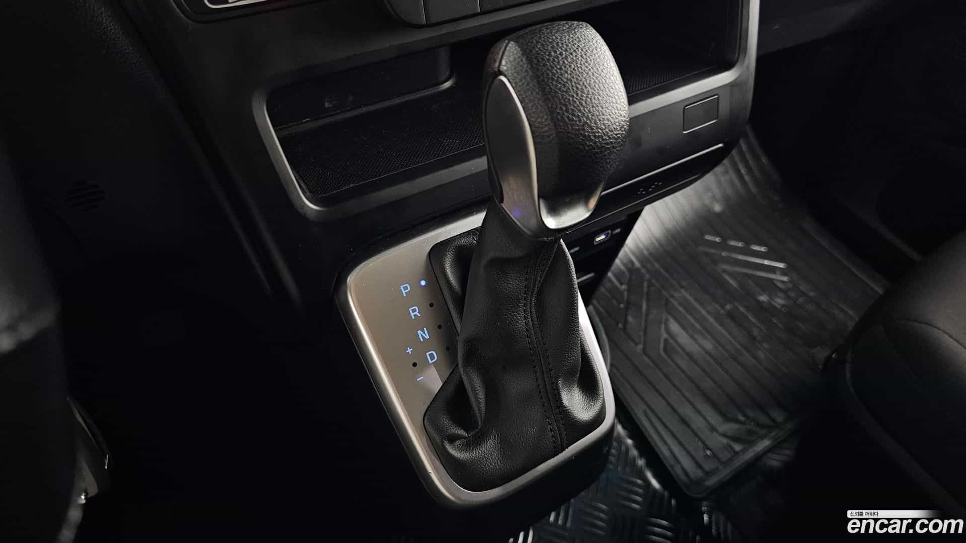 Staria Hyundai 2021.11-INNER-009