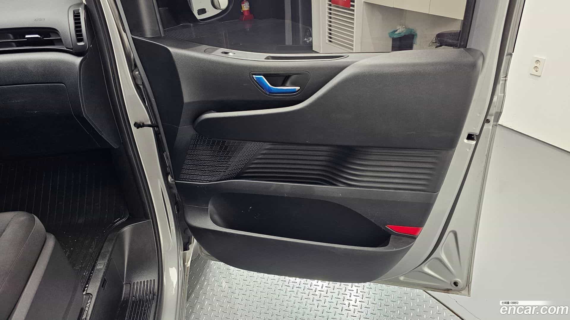 Staria Hyundai 2021.11-INNER-035