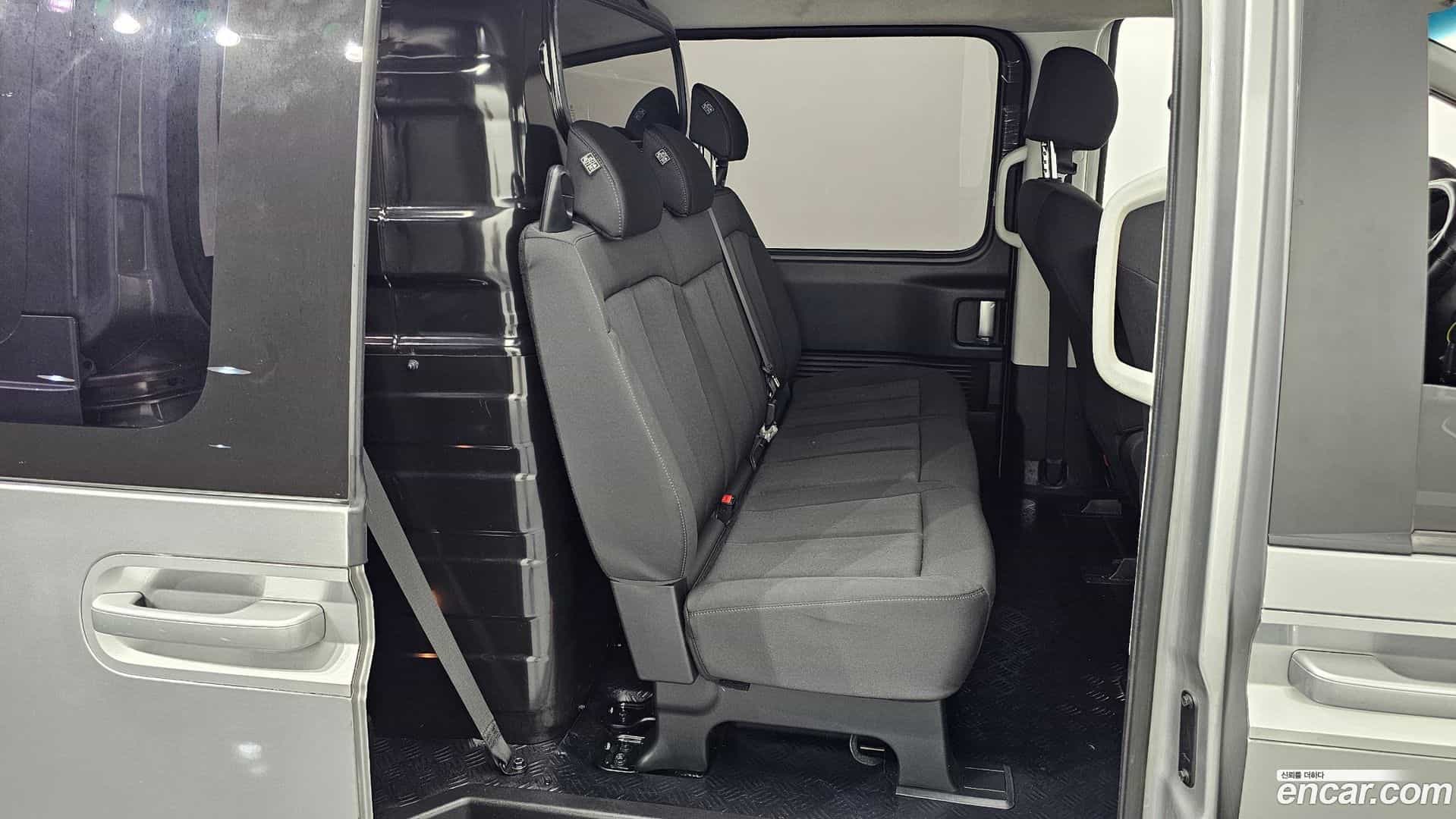 Staria Hyundai 2021.11-INNER-036