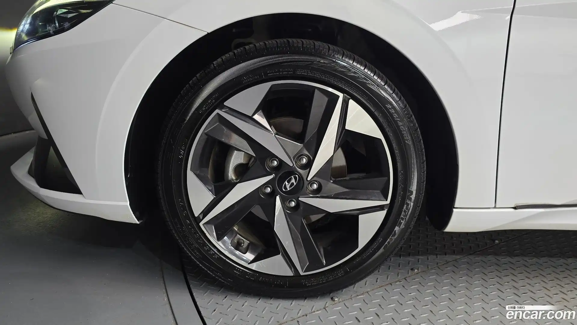 AVANTE Hyundai 2020.7-OUTER-005