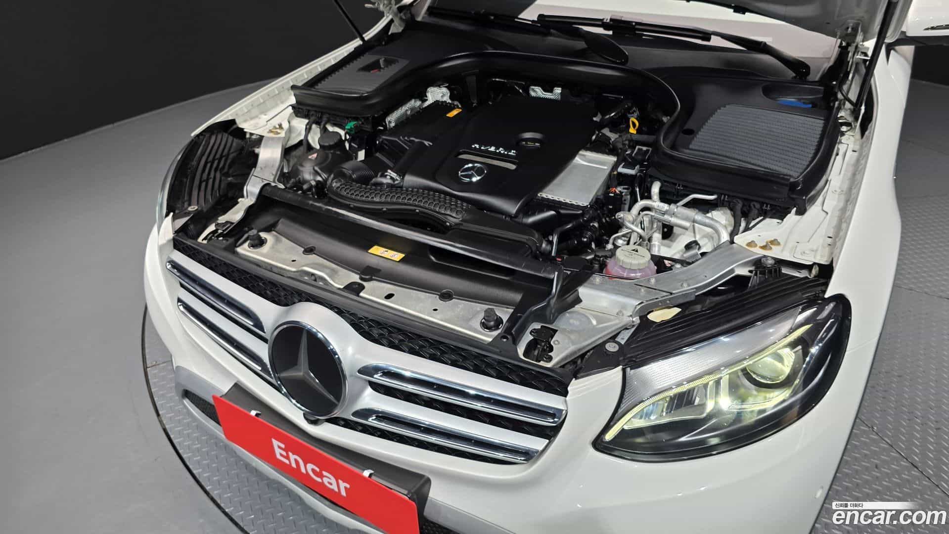 GLC-Class Mercedes-Benz 2019.7-OUTER-006