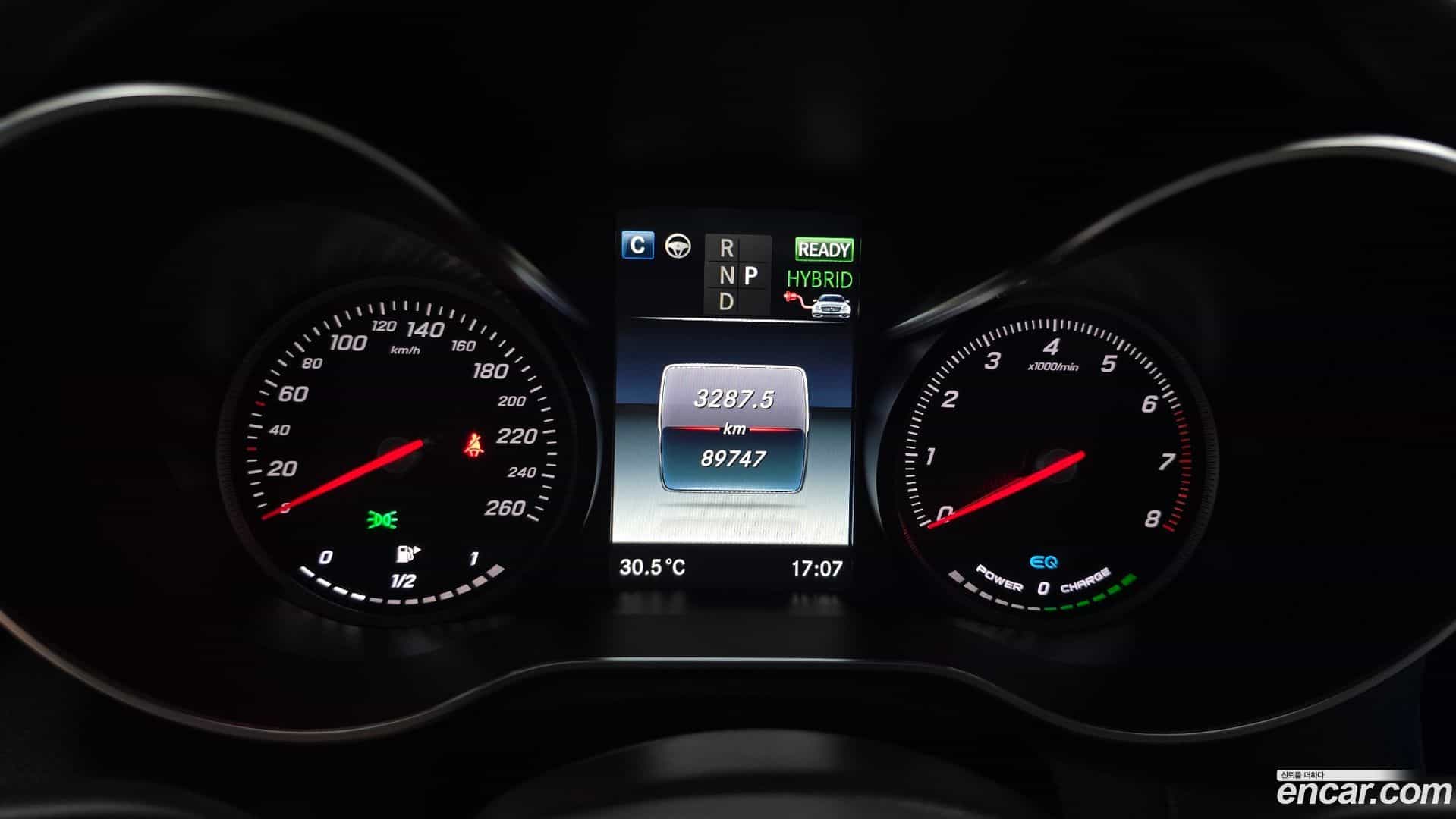 GLC-Class Mercedes-Benz 2019.7-INNER-008