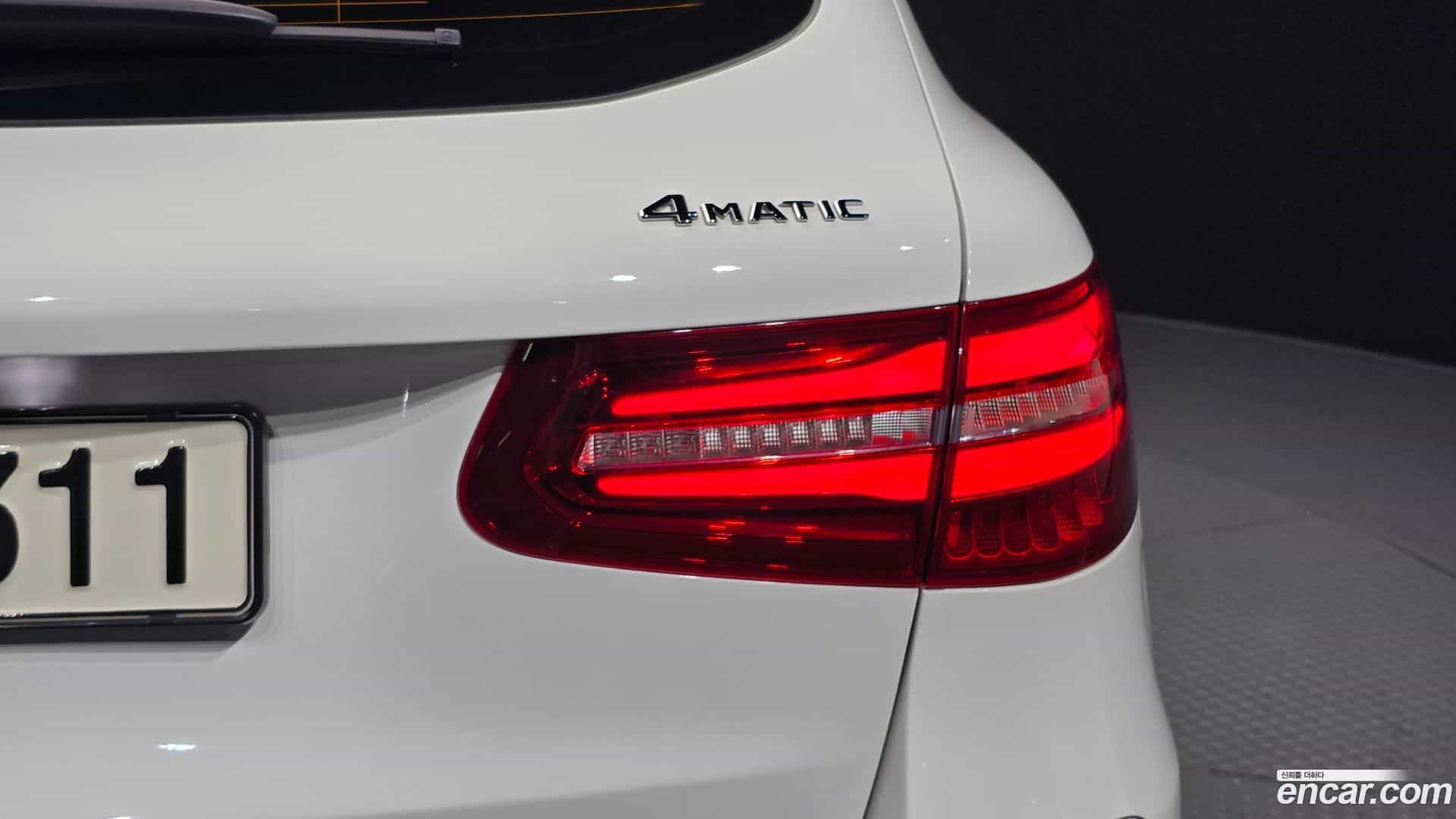 GLC-Class Mercedes-Benz 2019.7-OUTER-033