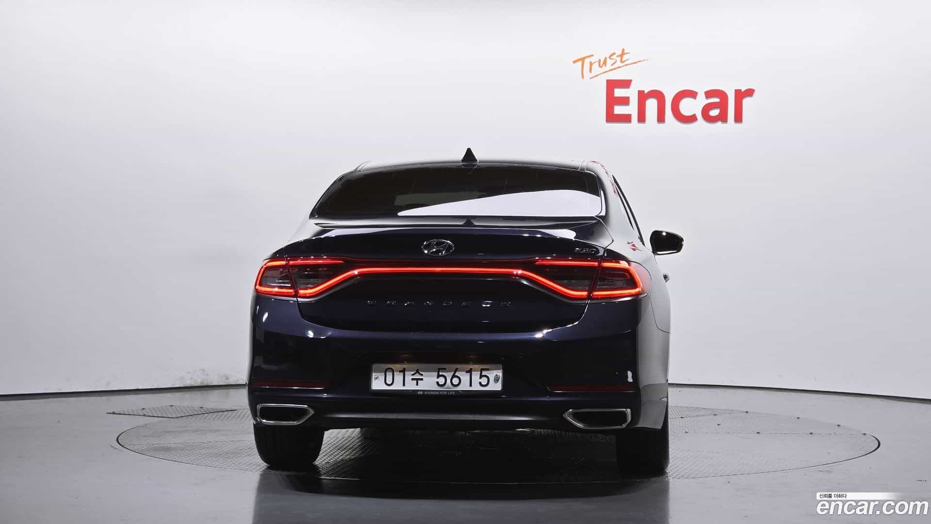 Grandeur Hyundai 2017.1-OUTER-004