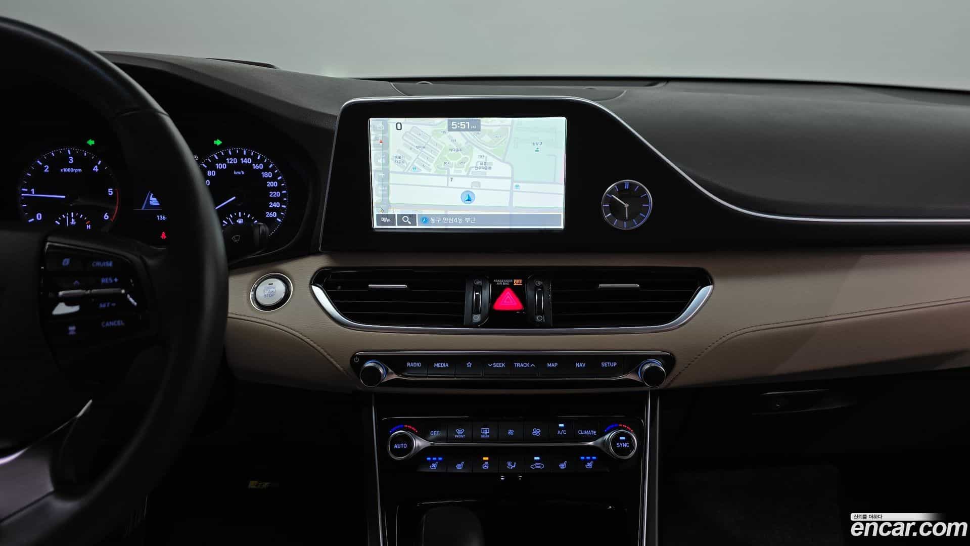 Grandeur Hyundai 2017.1-OPTION-017