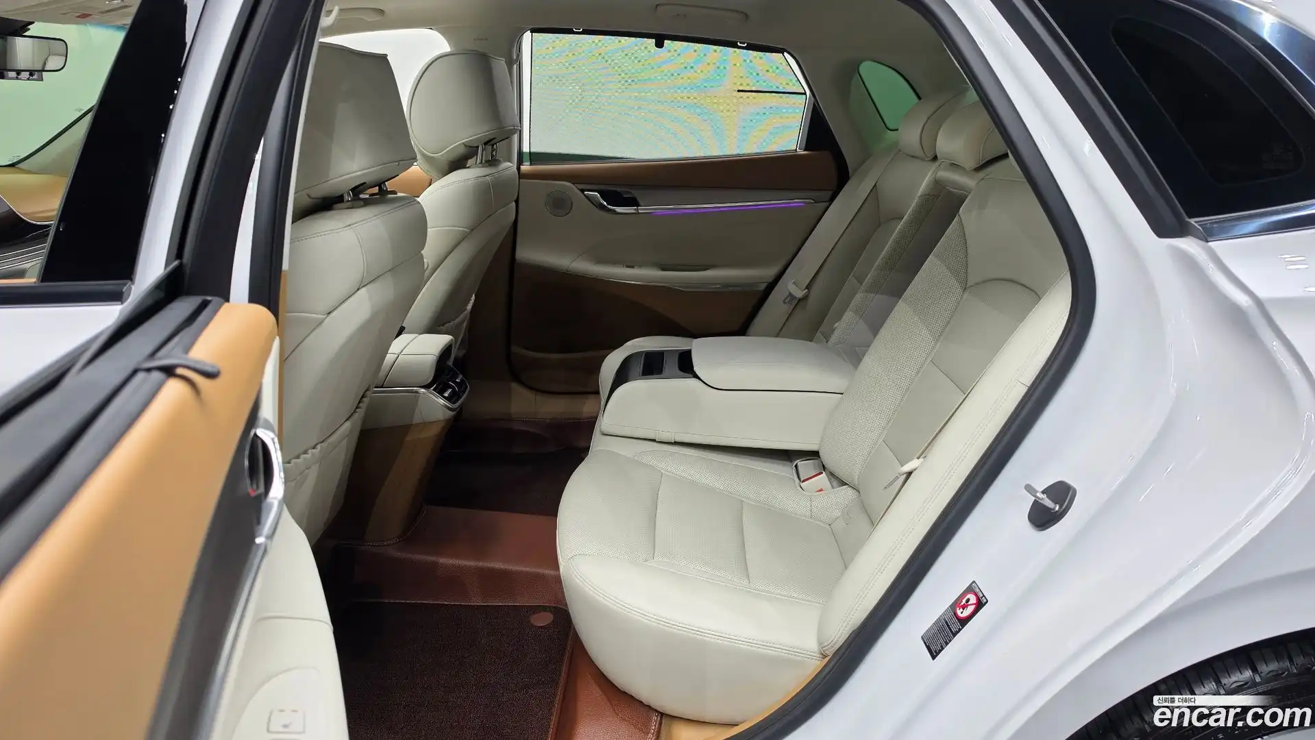 Grandeur Hyundai 2022.8-OPTION-015