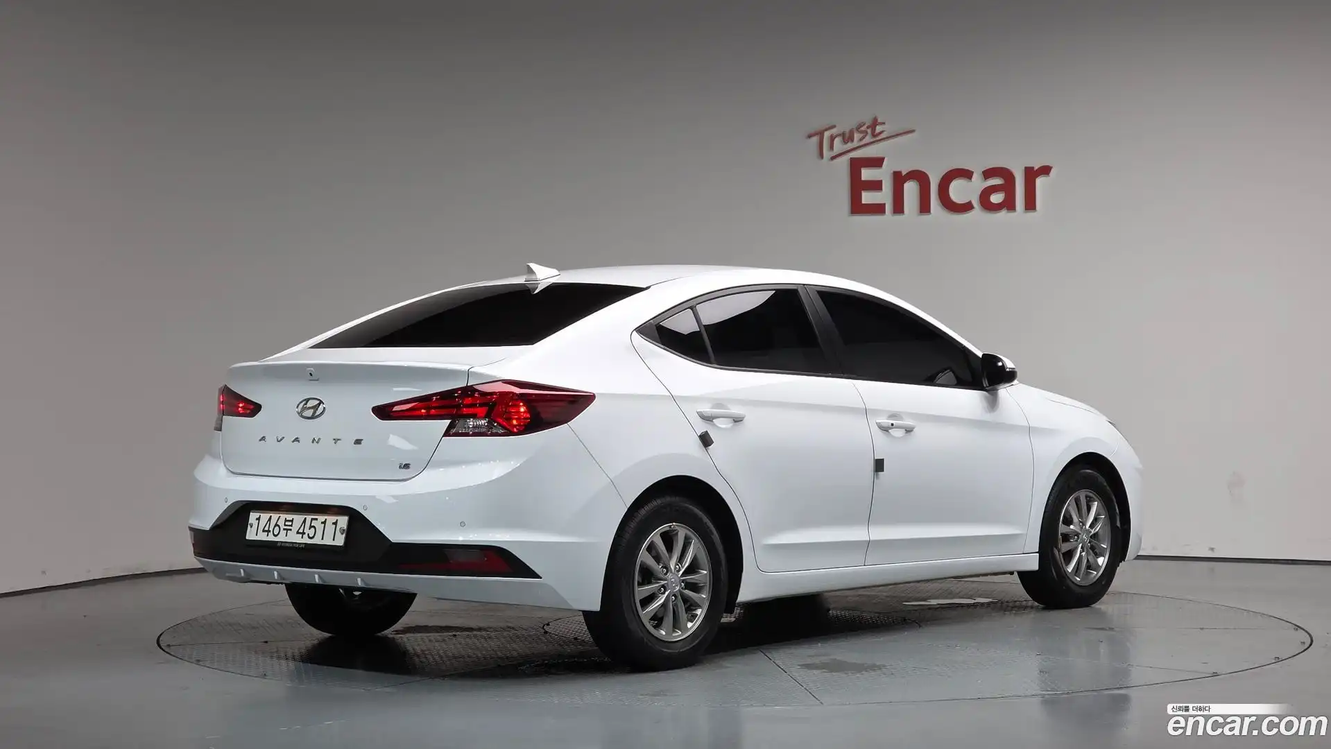 AVANTE Hyundai 2019.9-OUTER-002
