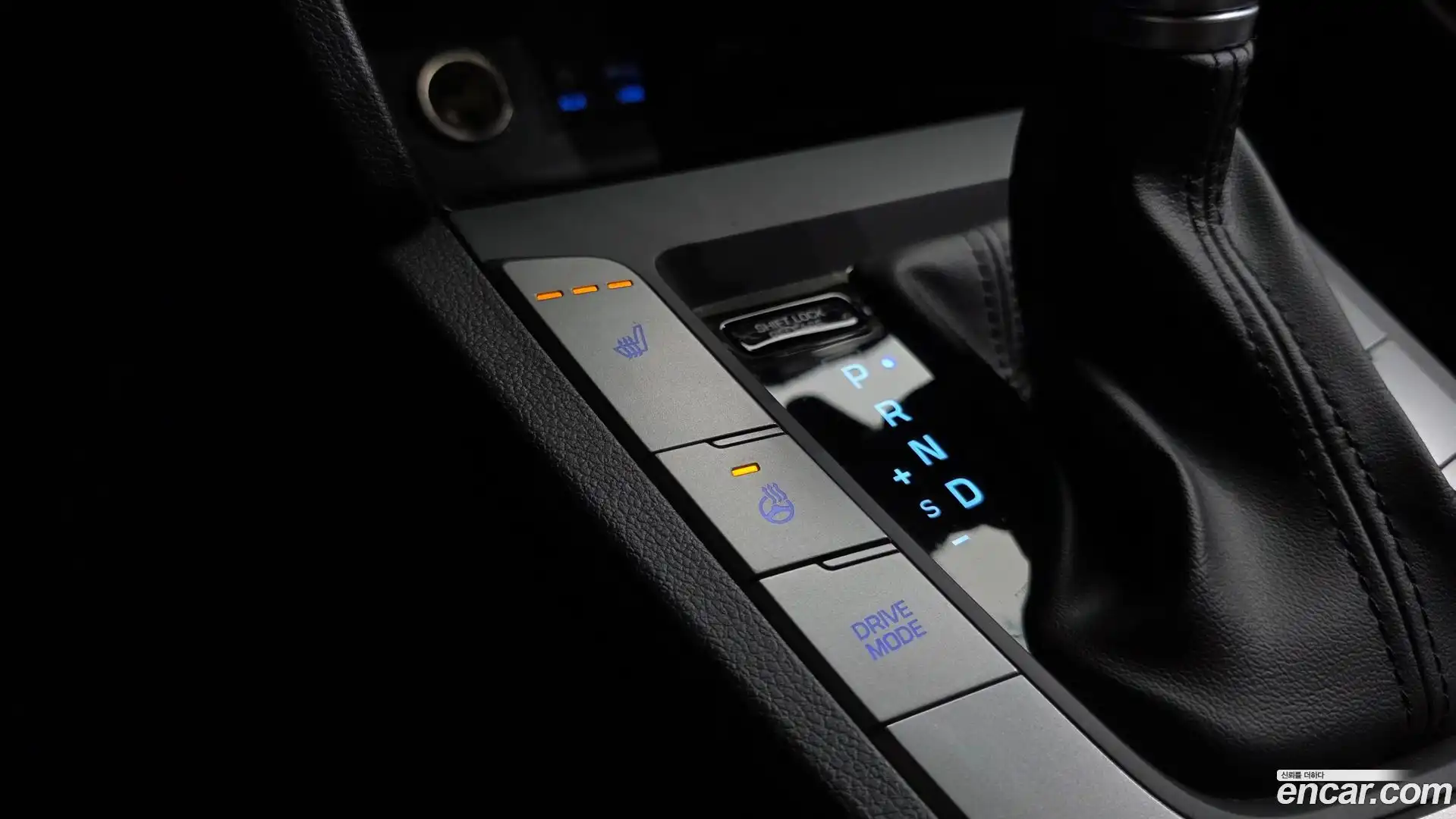AVANTE Hyundai 2019.9-OPTION-023