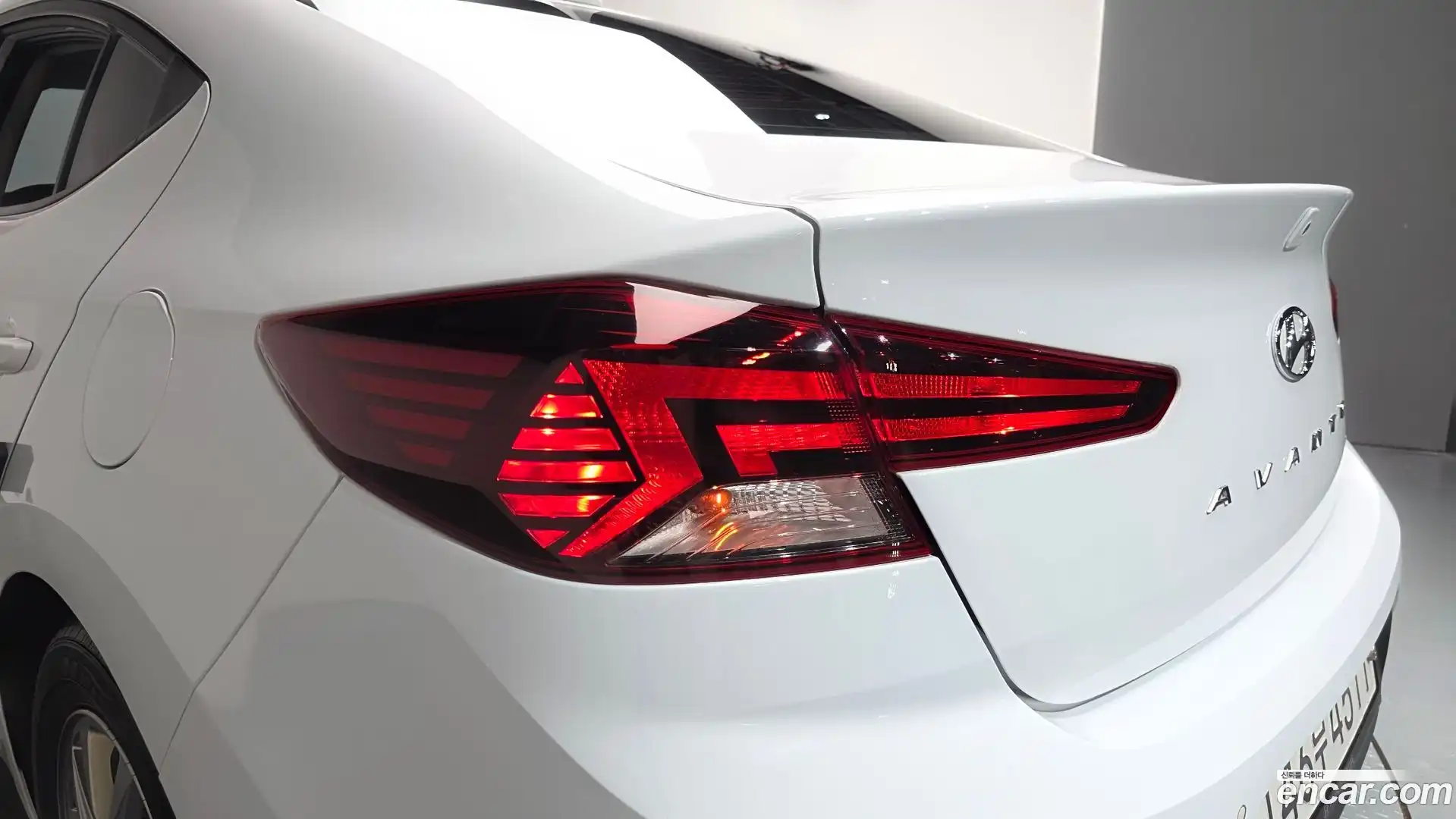 AVANTE Hyundai 2019.9-OUTER-033
