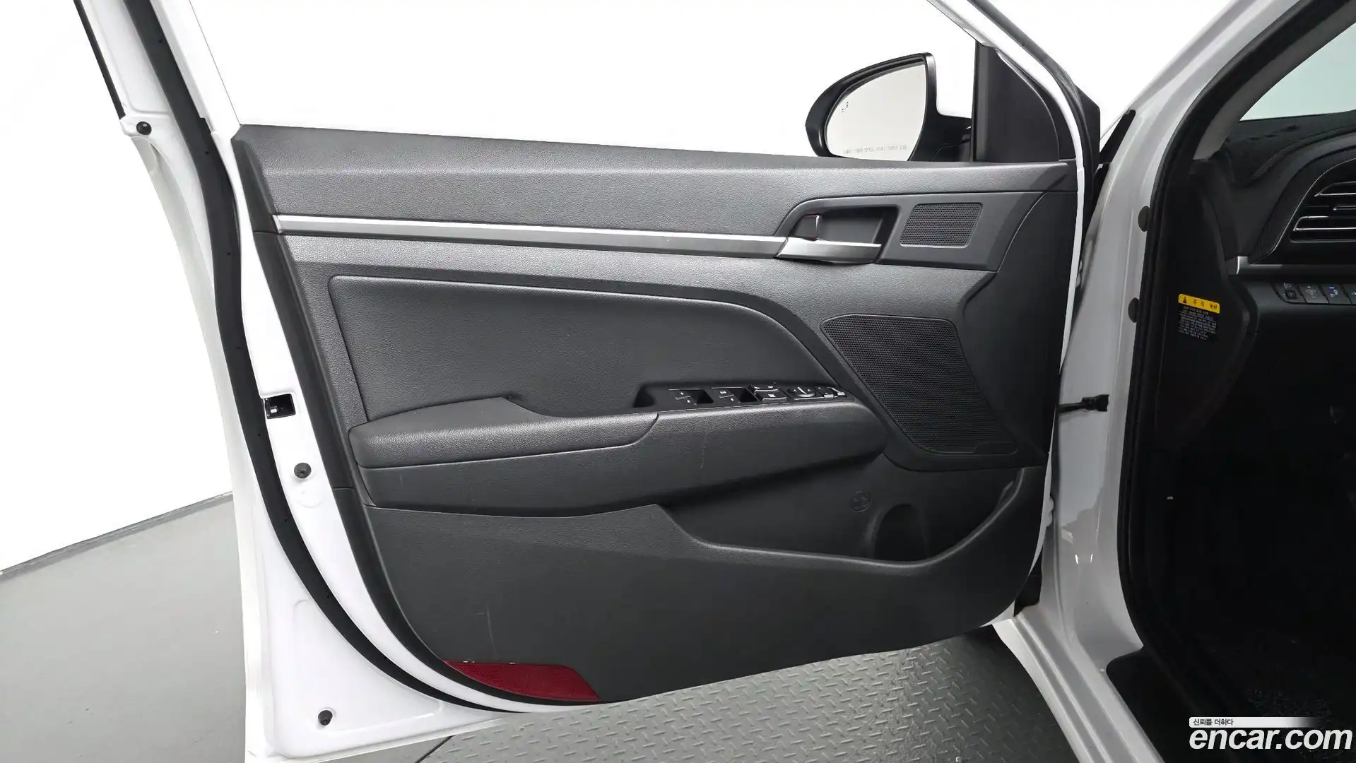 AVANTE Hyundai 2019.9-INNER-034