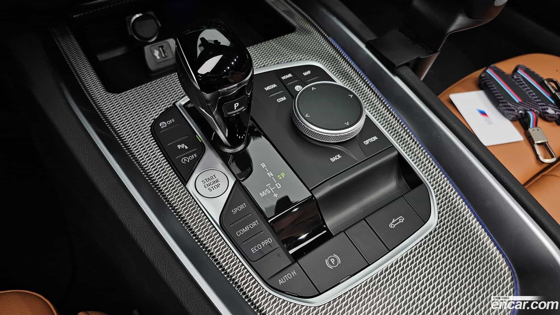 Z4 BMW 2025.6-INNER-009