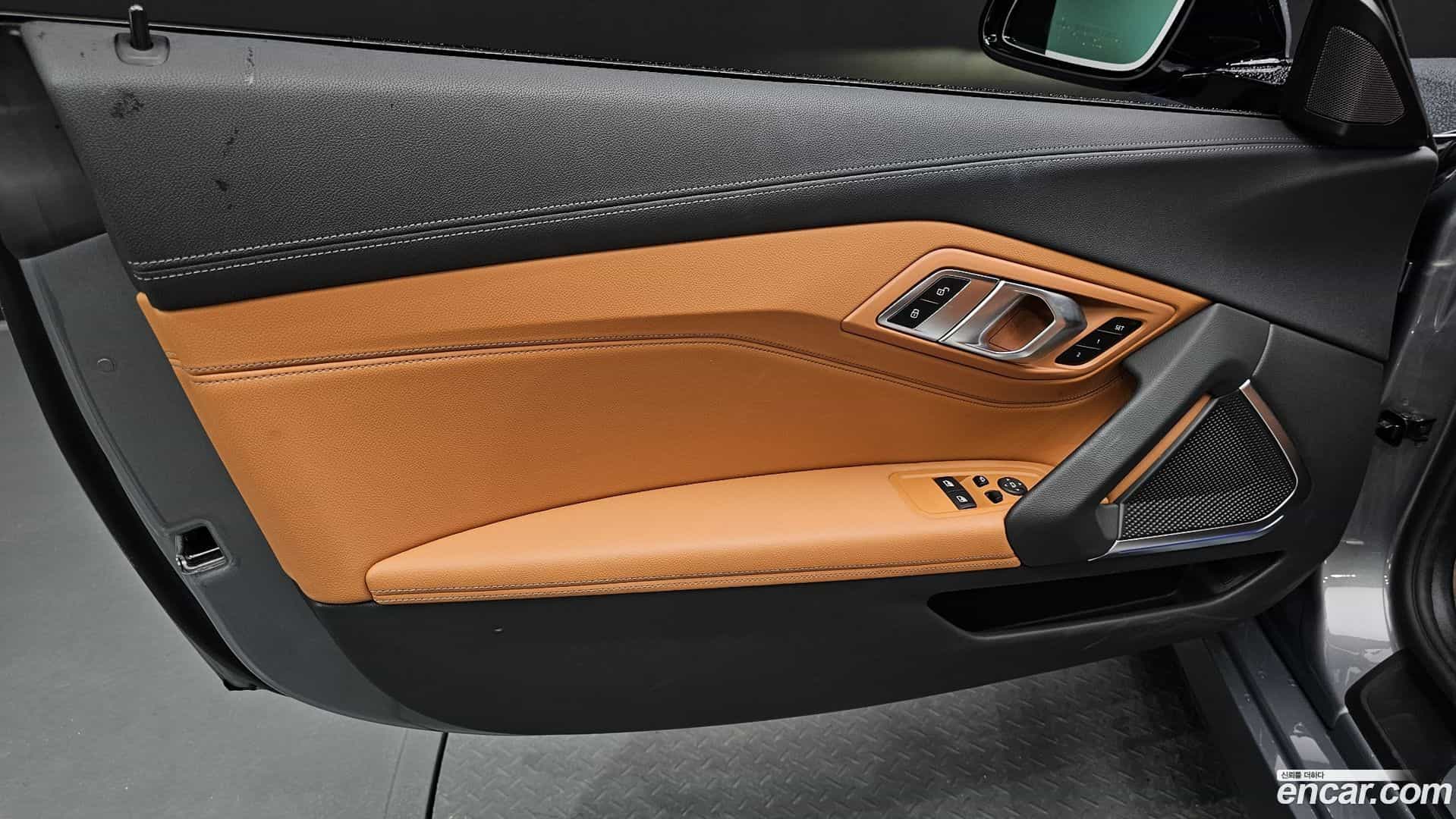 Z4 BMW 2025.6-INNER-034