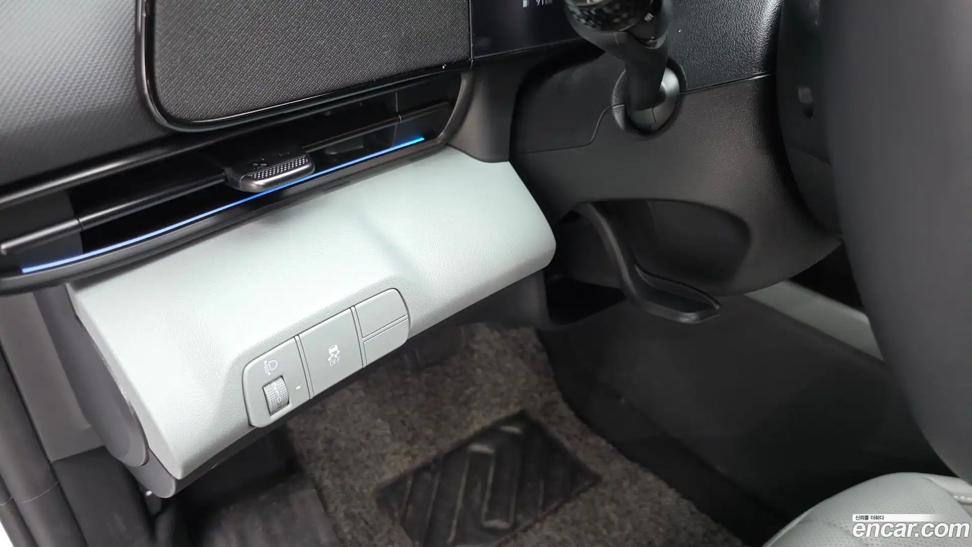 AVANTE Hyundai 2025.6-OPTION-043