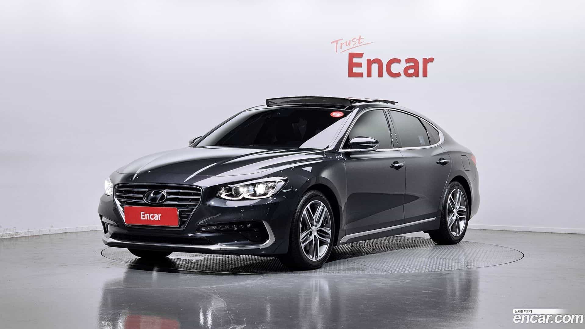 Grandeur Hyundai 2017.1-OUTER-001