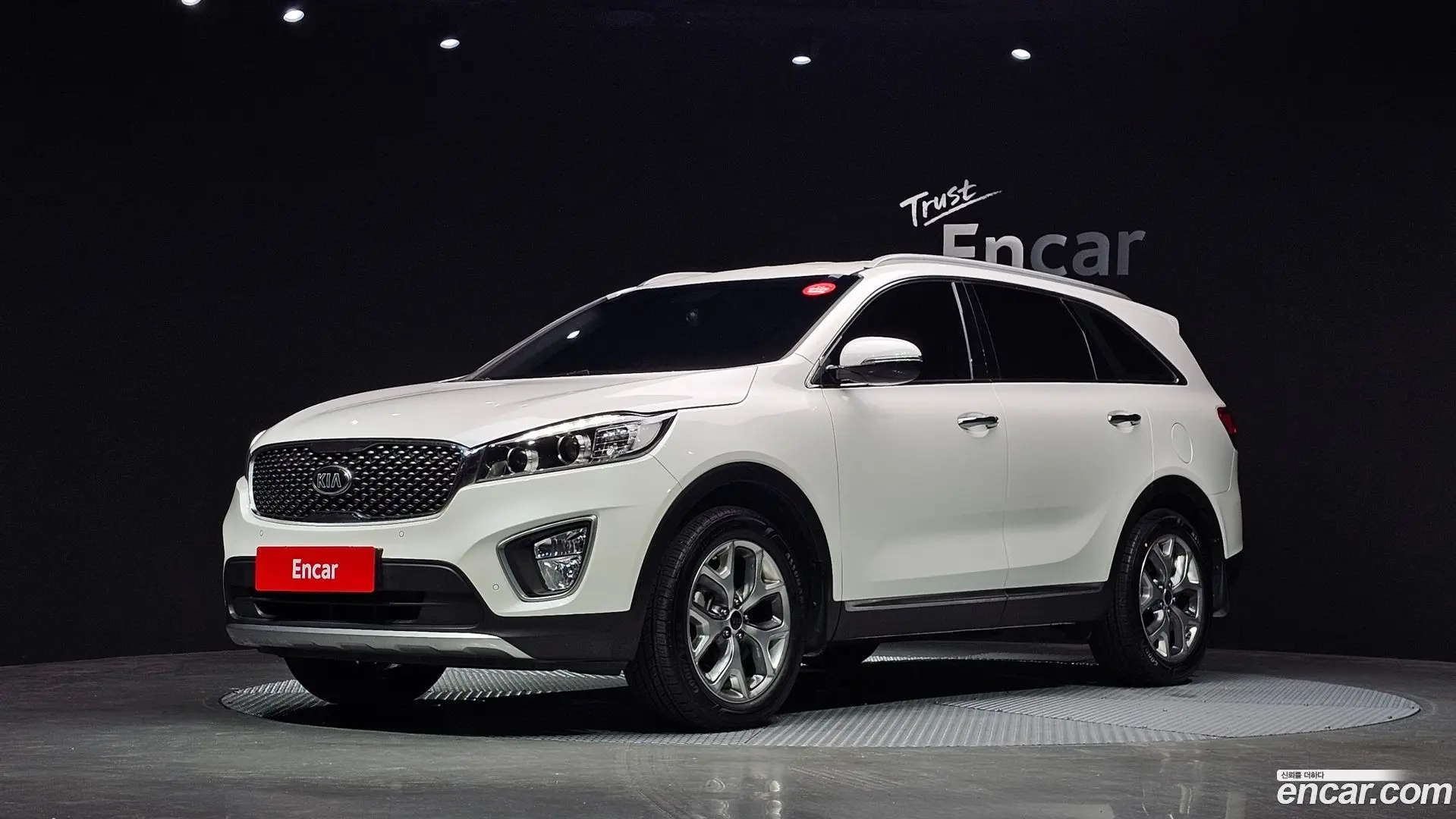 Main__Slider__Photo:Sorento Kia 2017.4-0