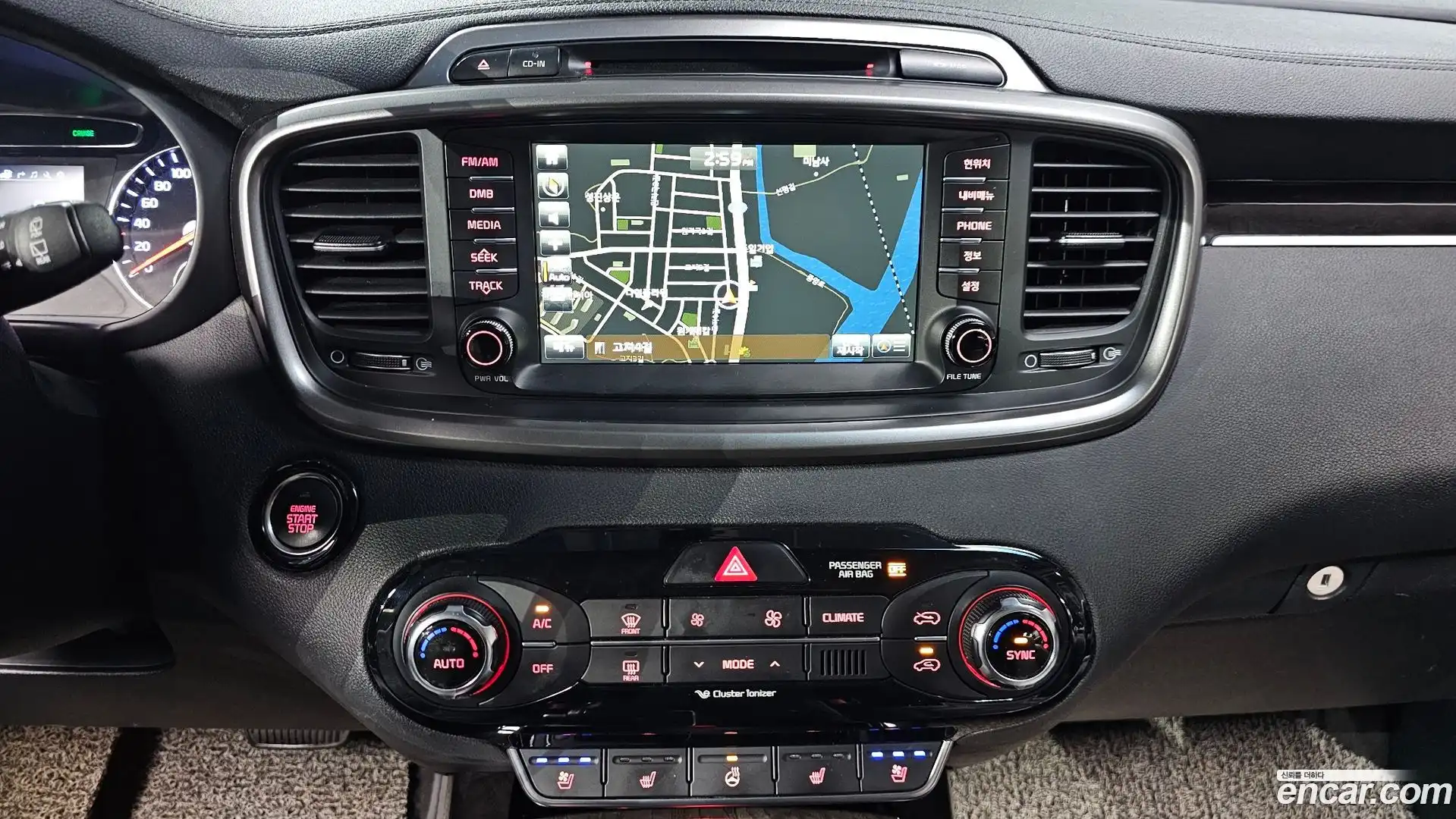 Sorento Kia 2017.4-OPTION-017