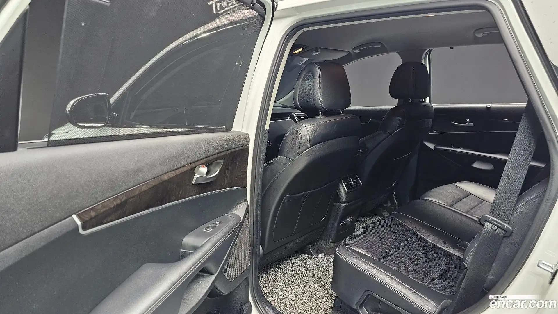 Sorento Kia 2017.4-OPTION-019