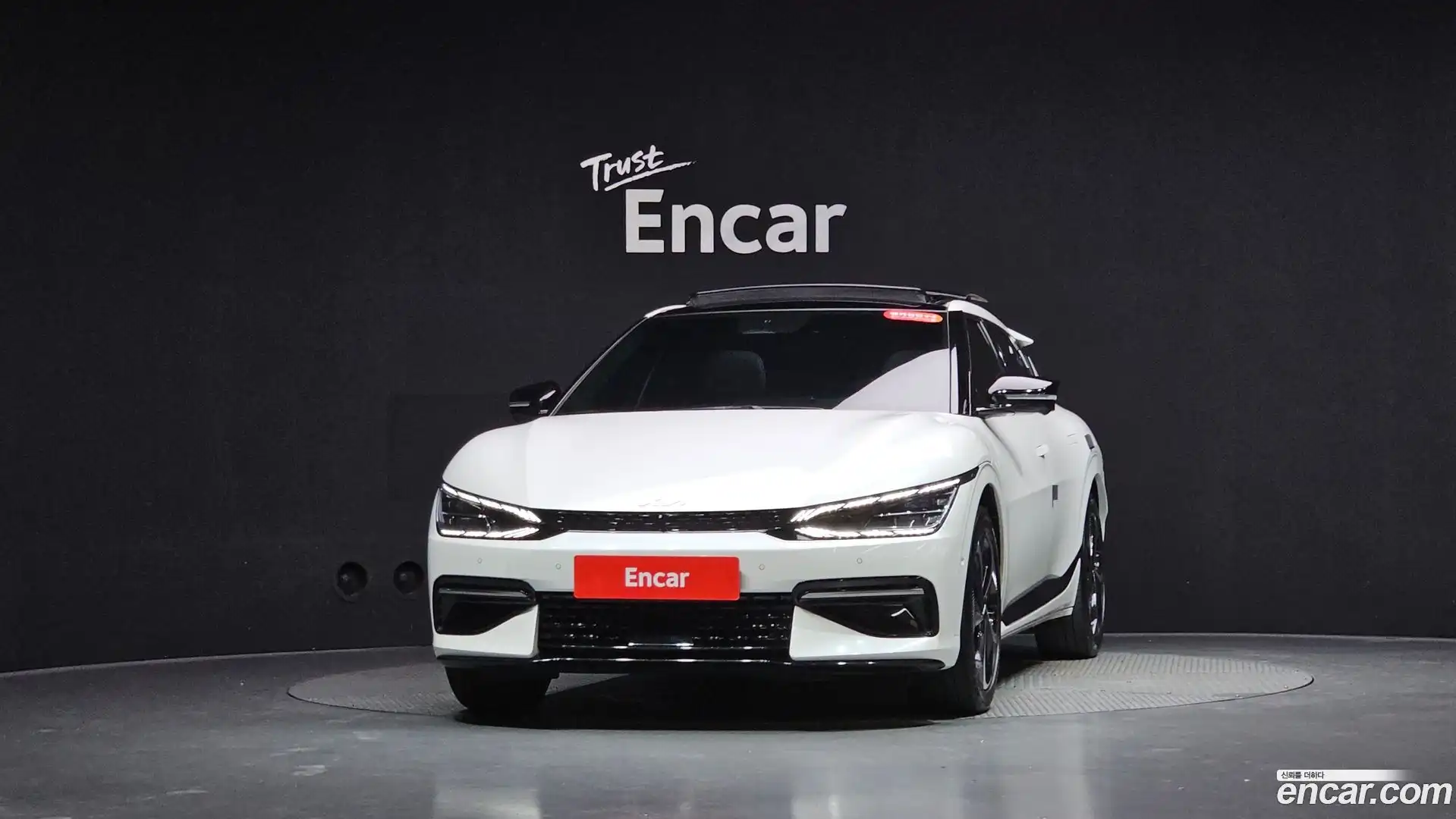 EV6 Kia 2021.10-OUTER-003