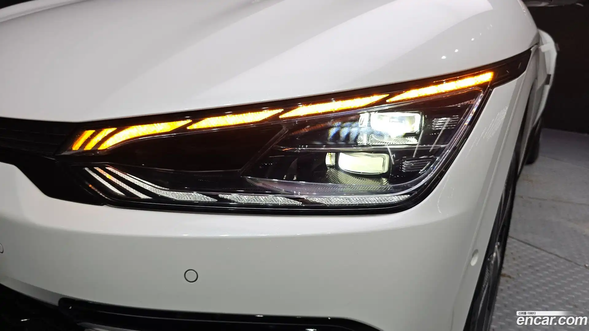 EV6 Kia 2021.10-OUTER-032