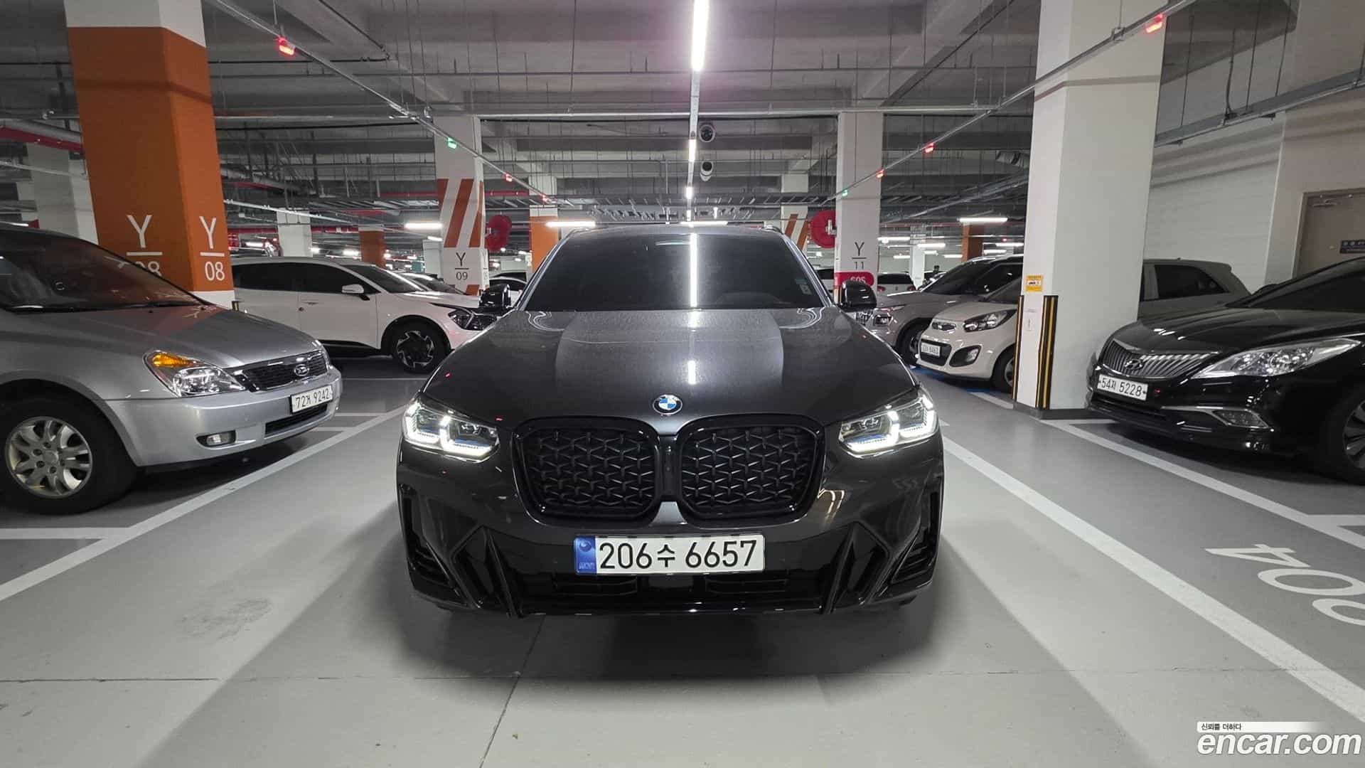 X4 BMW 2023.10-OUTER-001
