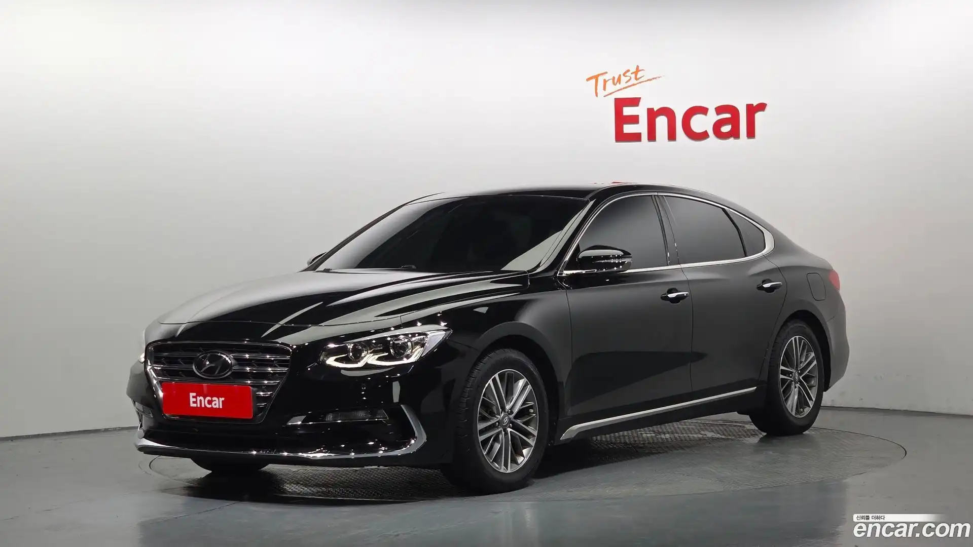 Grandeur Hyundai 2018.6-OUTER-001