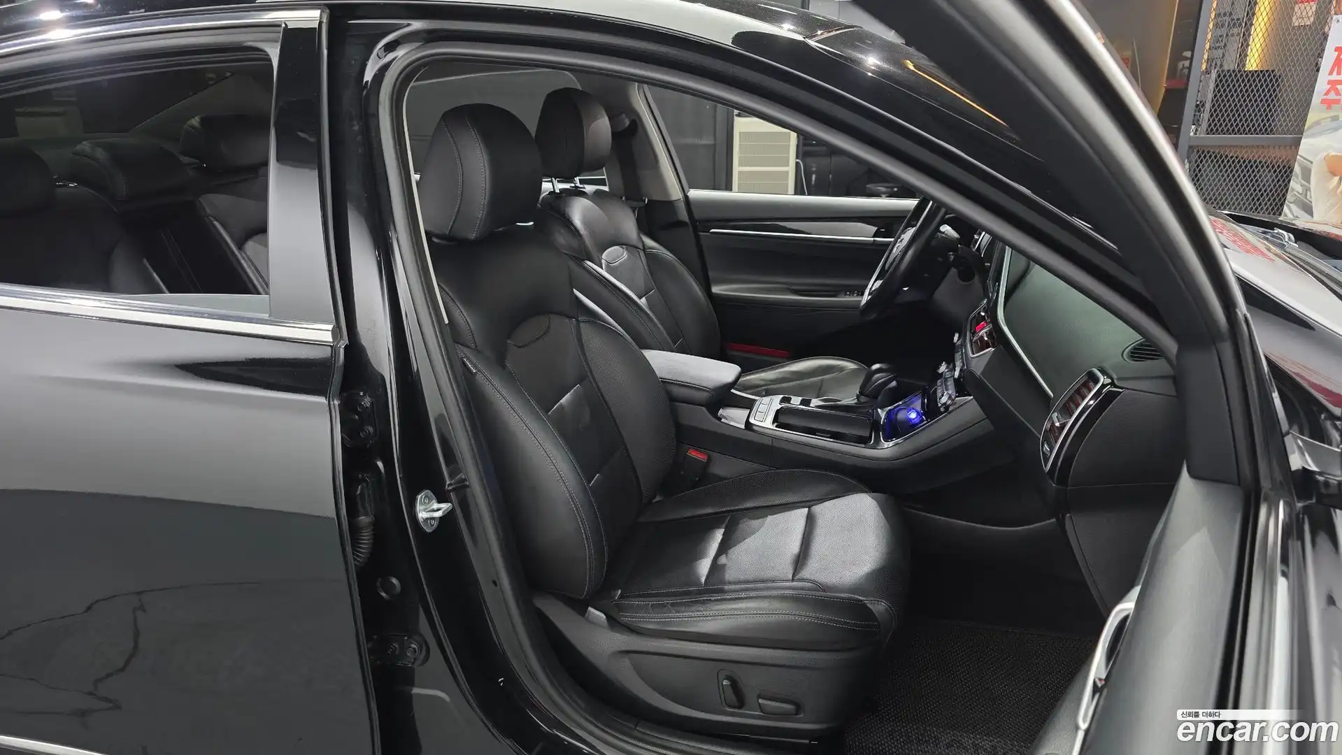 Grandeur Hyundai 2018.6-OPTION-016