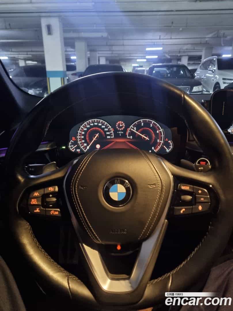5-Series BMW 2017.1-INNER-008